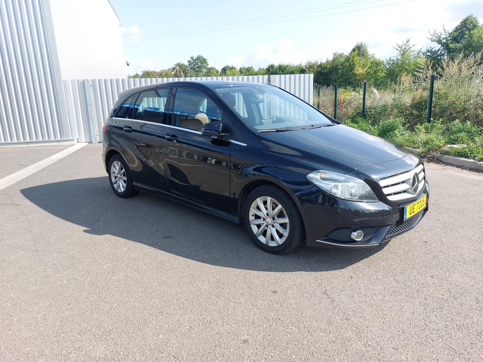 Mercedes B 200 Business line (2015) - Photo 2