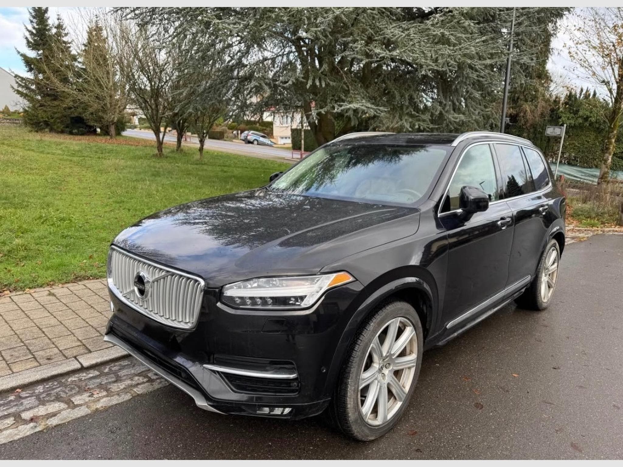 Volvo XC90 T6 AWD Inscription (2016) - Photo 2