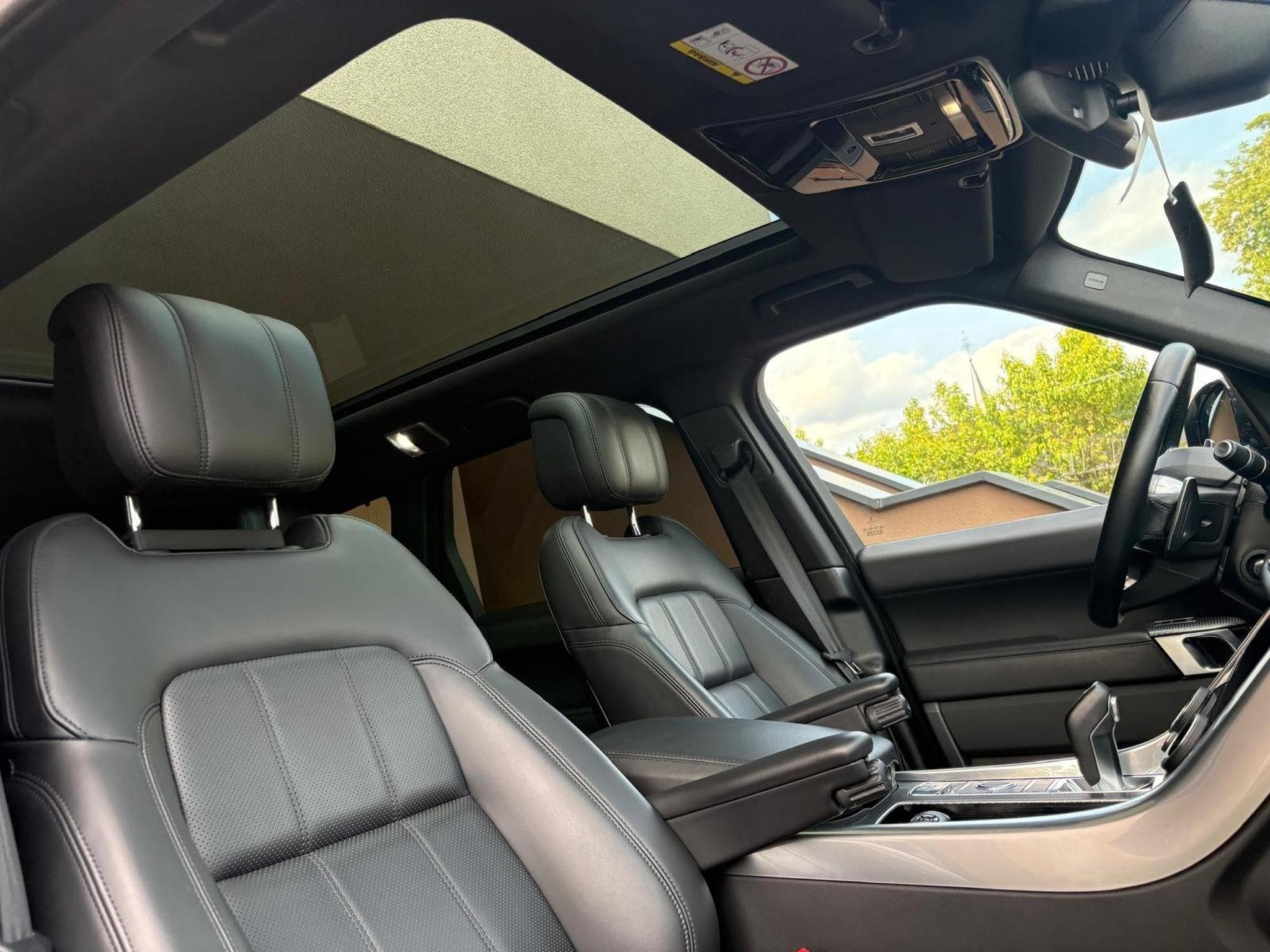 Land-Rover Range Rover Sport (2020) - Photo 6