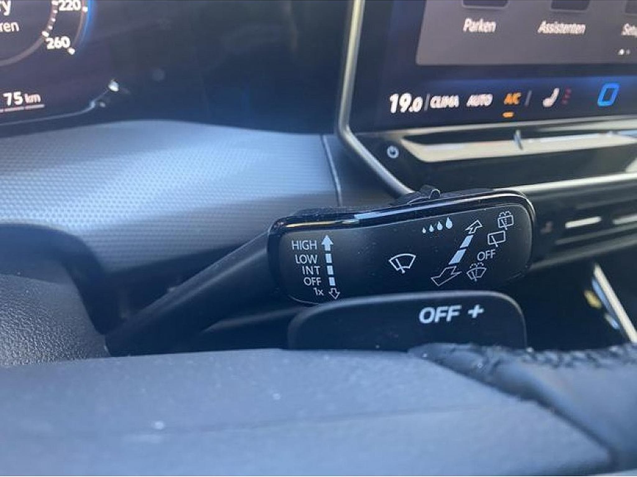 VW Golf (2025) - Foto 23