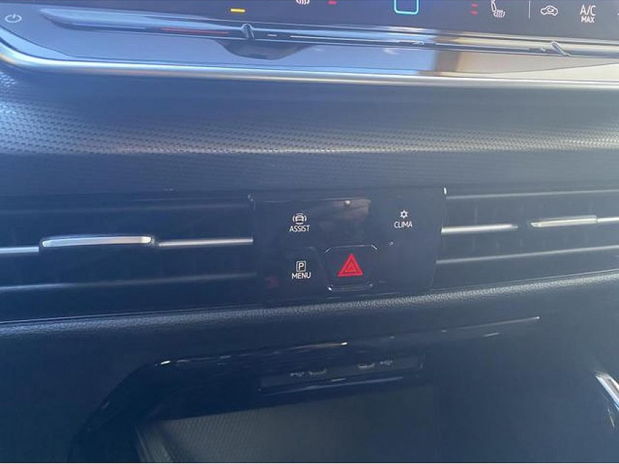 VW Golf (2025) - Foto 25