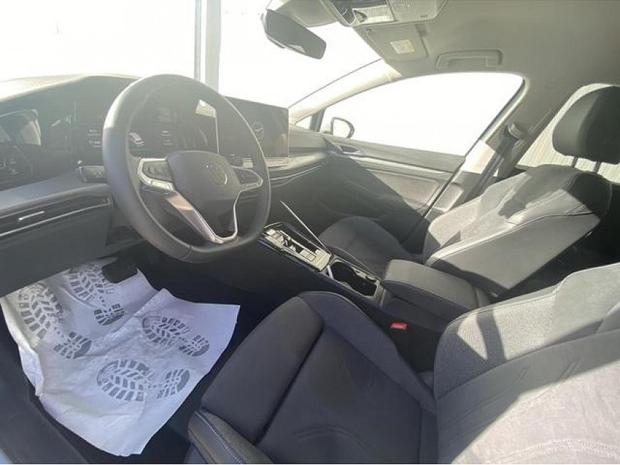 VW Golf (2025) - Foto 9