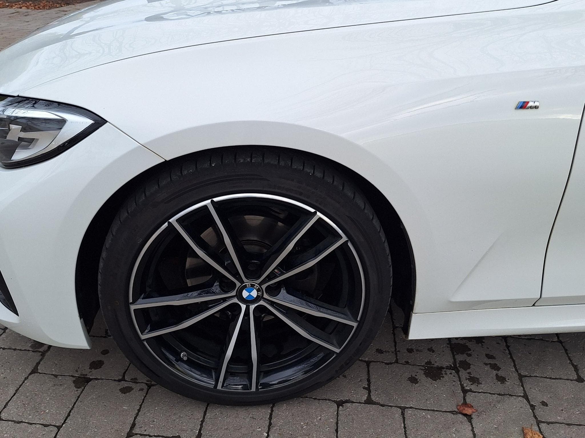 BMW 320 320d Touring M-Sport (2019) - Photo 6