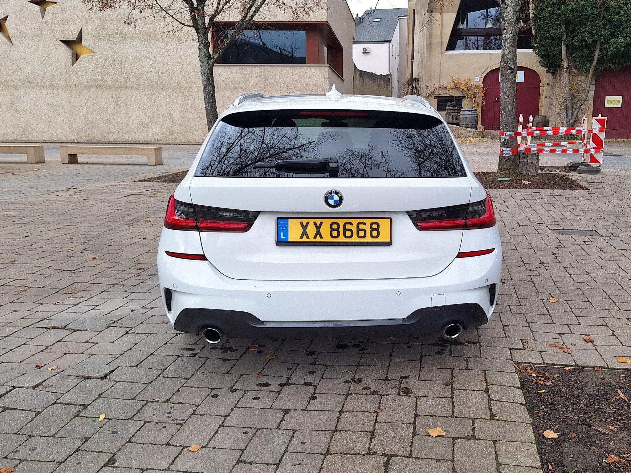 BMW 320 320d Touring M-Sport (2019) - Photo 5