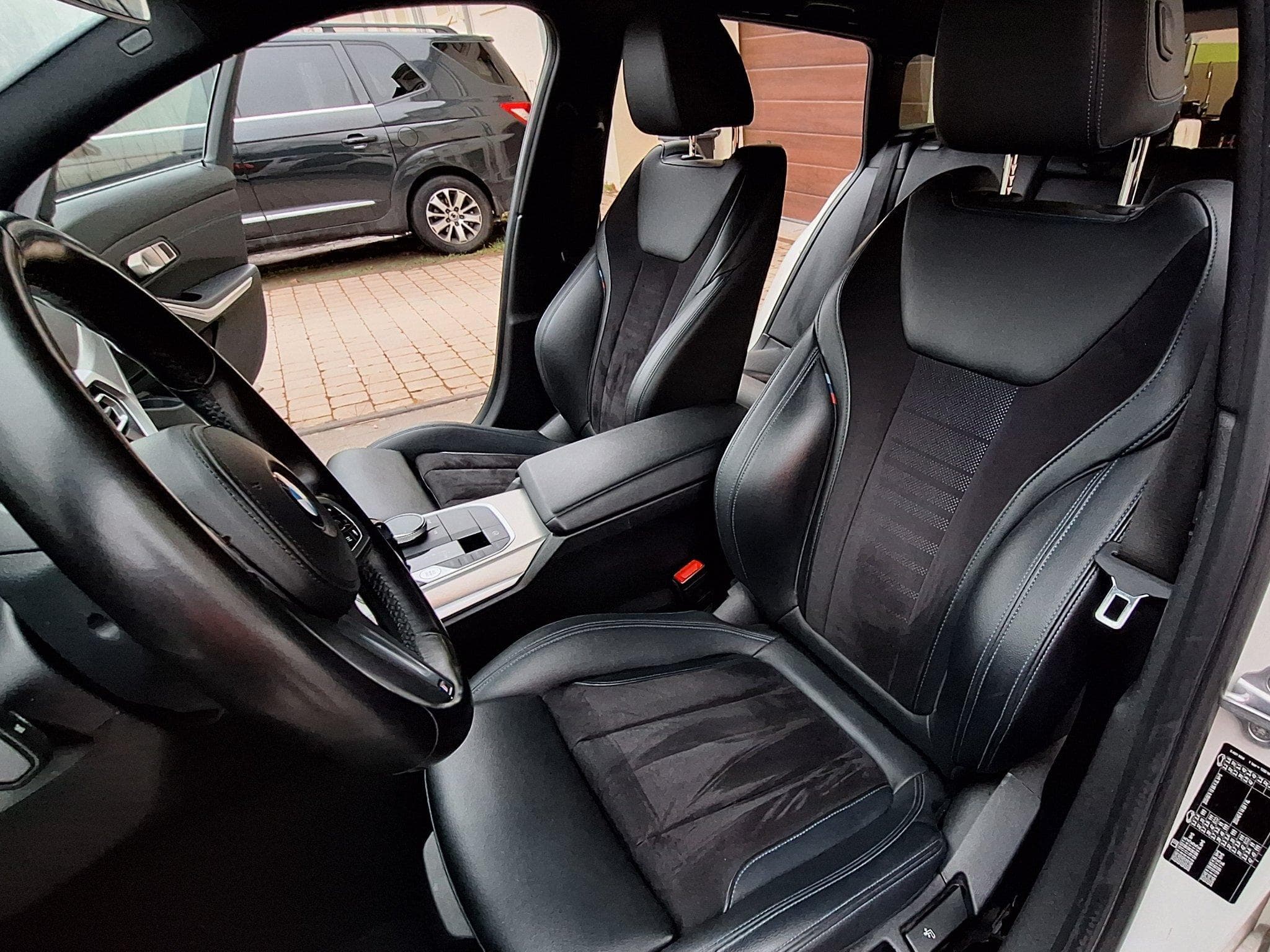 BMW 320 320d Touring M-Sport (2019) - Photo 9