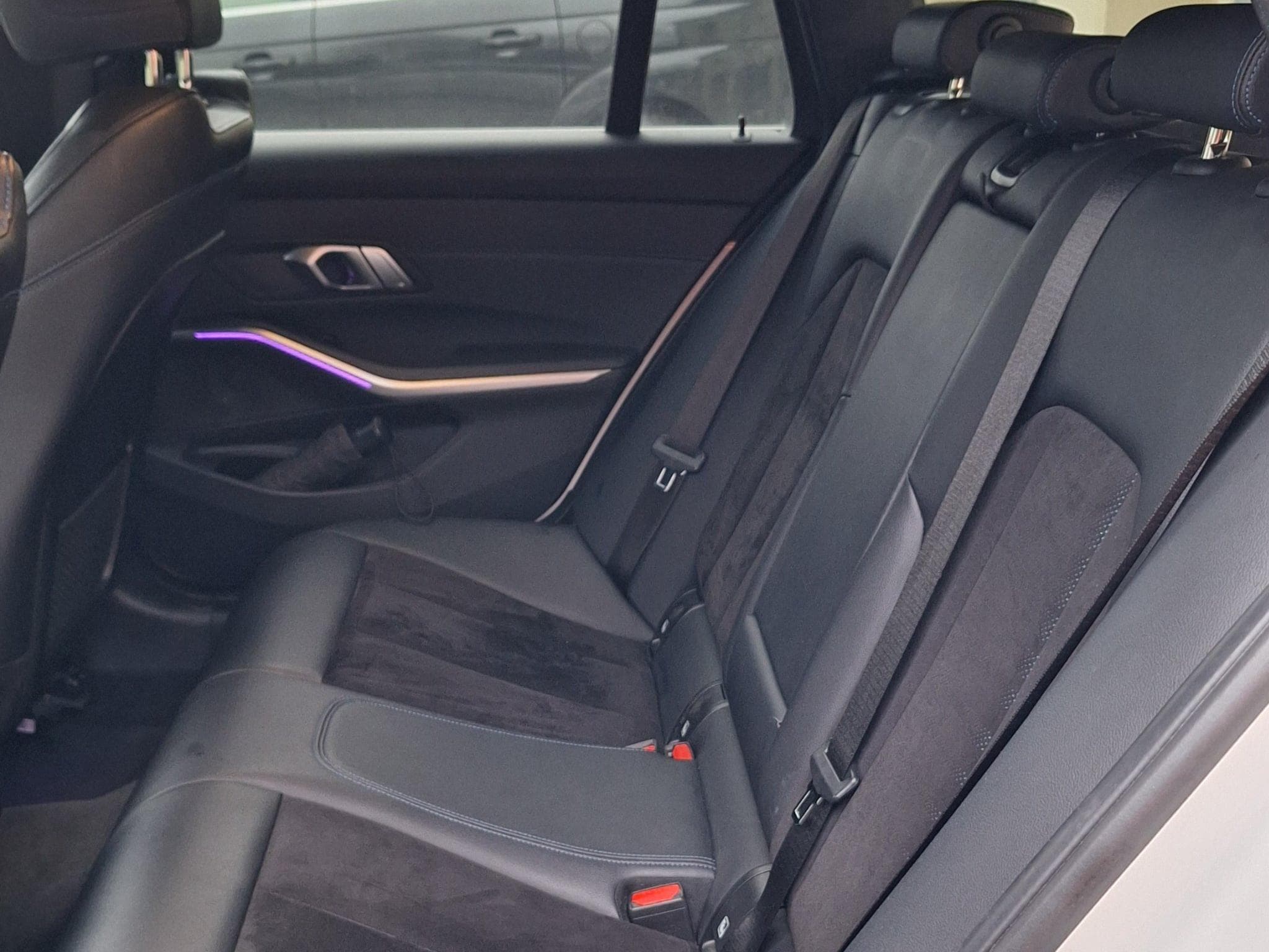 BMW 320 320d Touring M-Sport (2019) - Photo 10