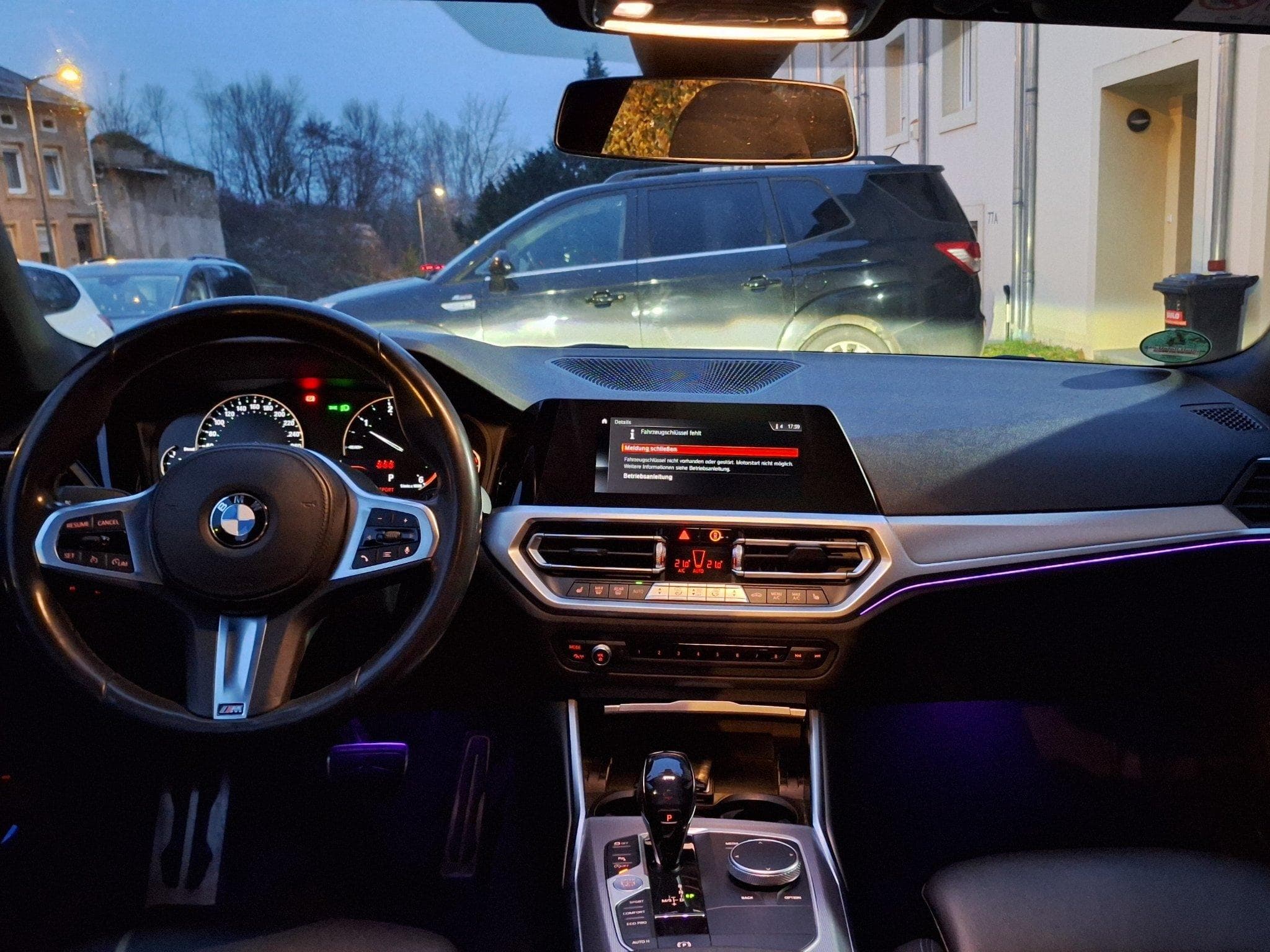 BMW 320 320d Touring M-Sport (2019) - Photo 12