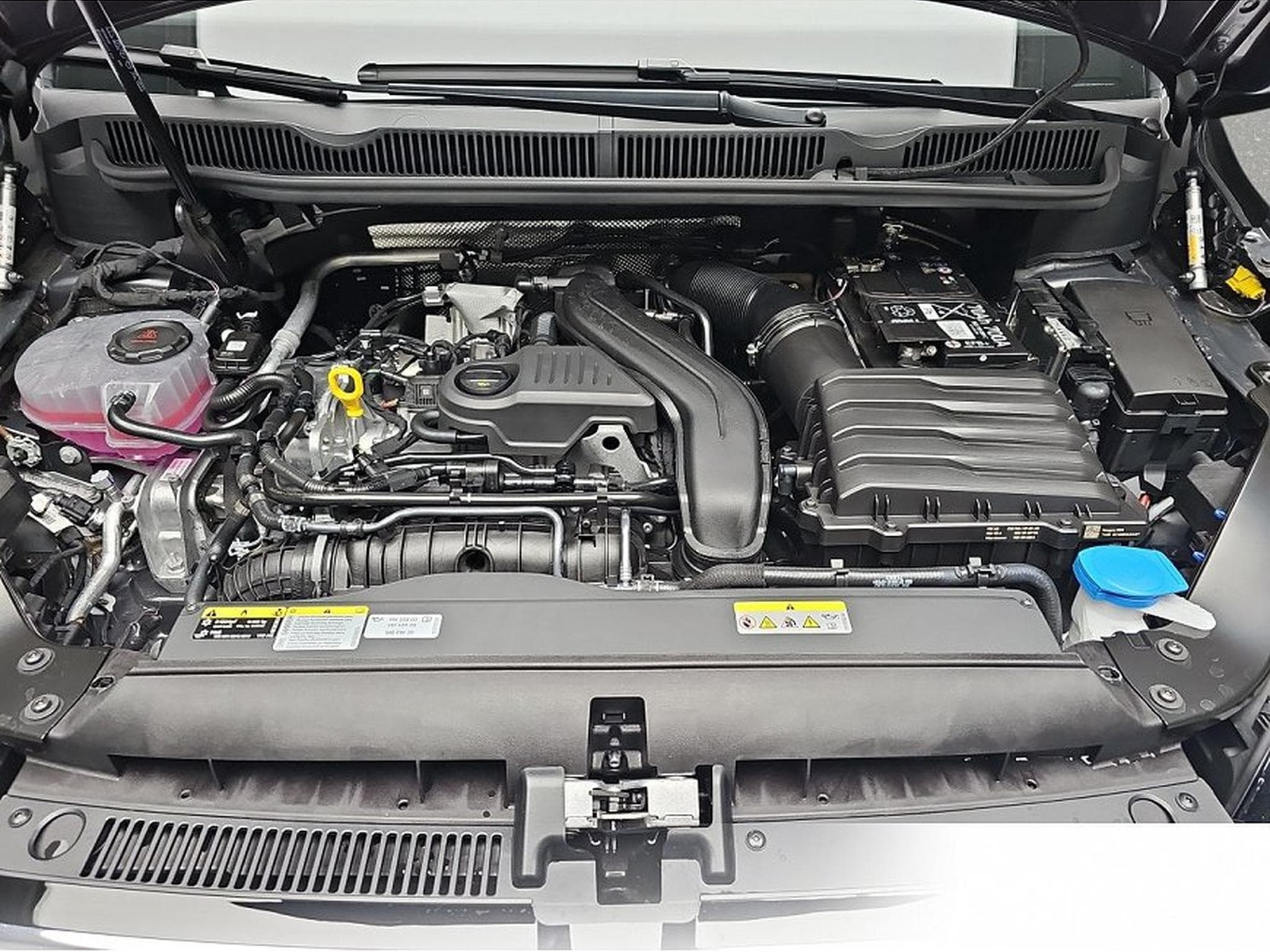 VW Touran (2026) - Photo 8