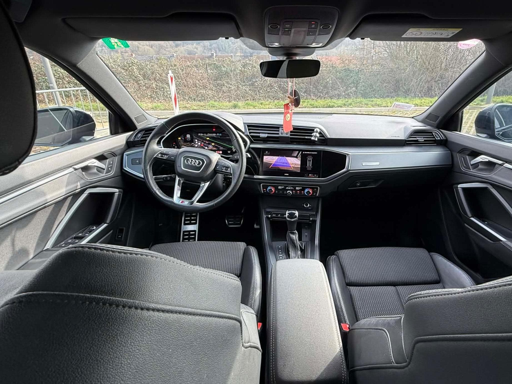 Audi Q3 Sportback sline stronic adblue (2024) - Photo 3