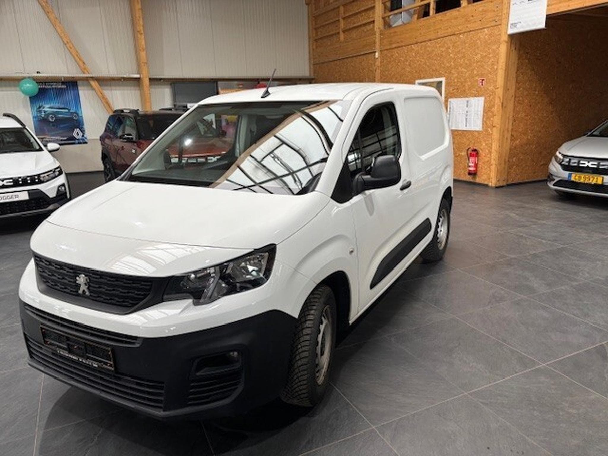 Peugeot Partner (2021) - Foto 1