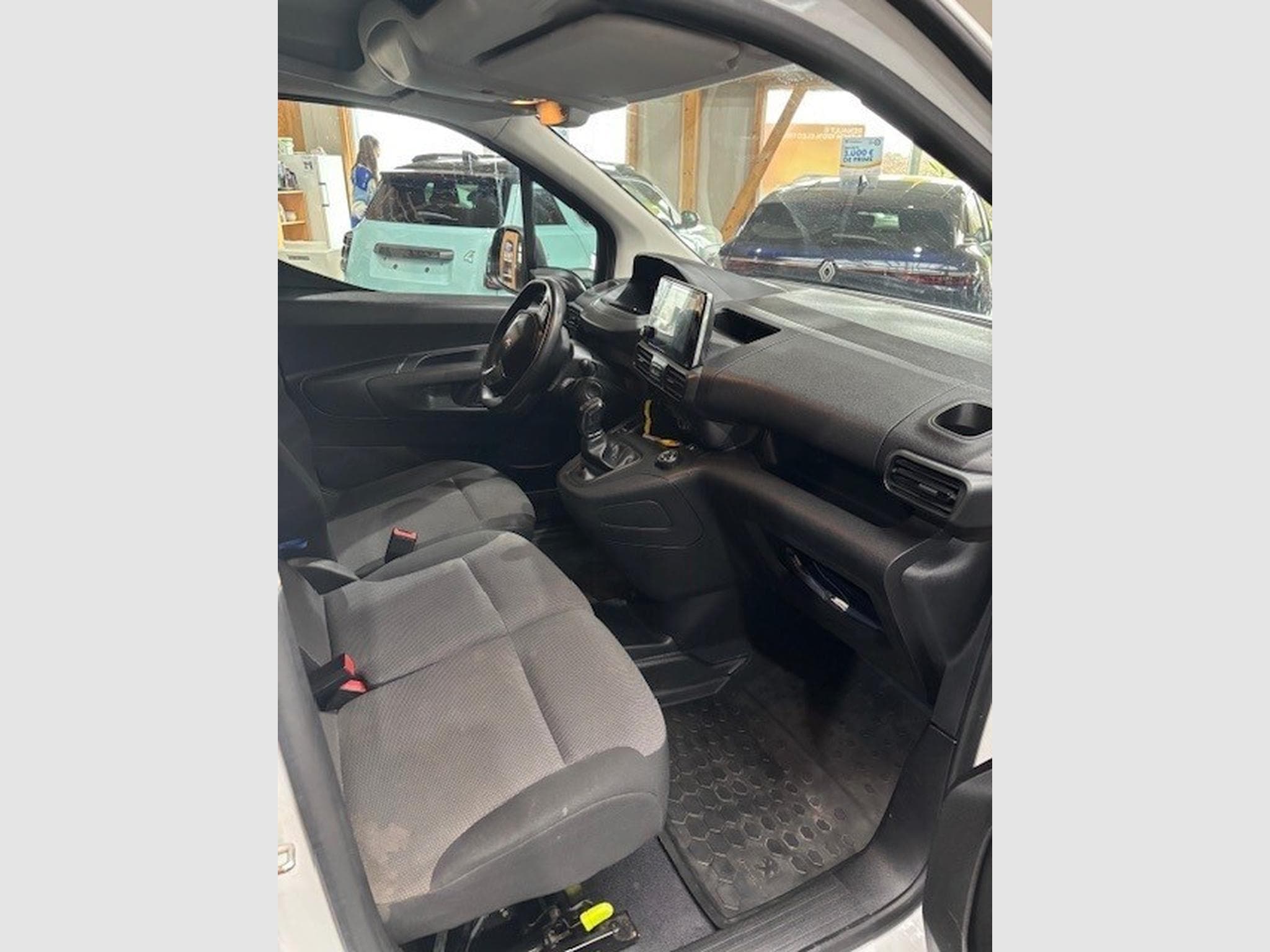 Peugeot Partner (2021) - Foto 5