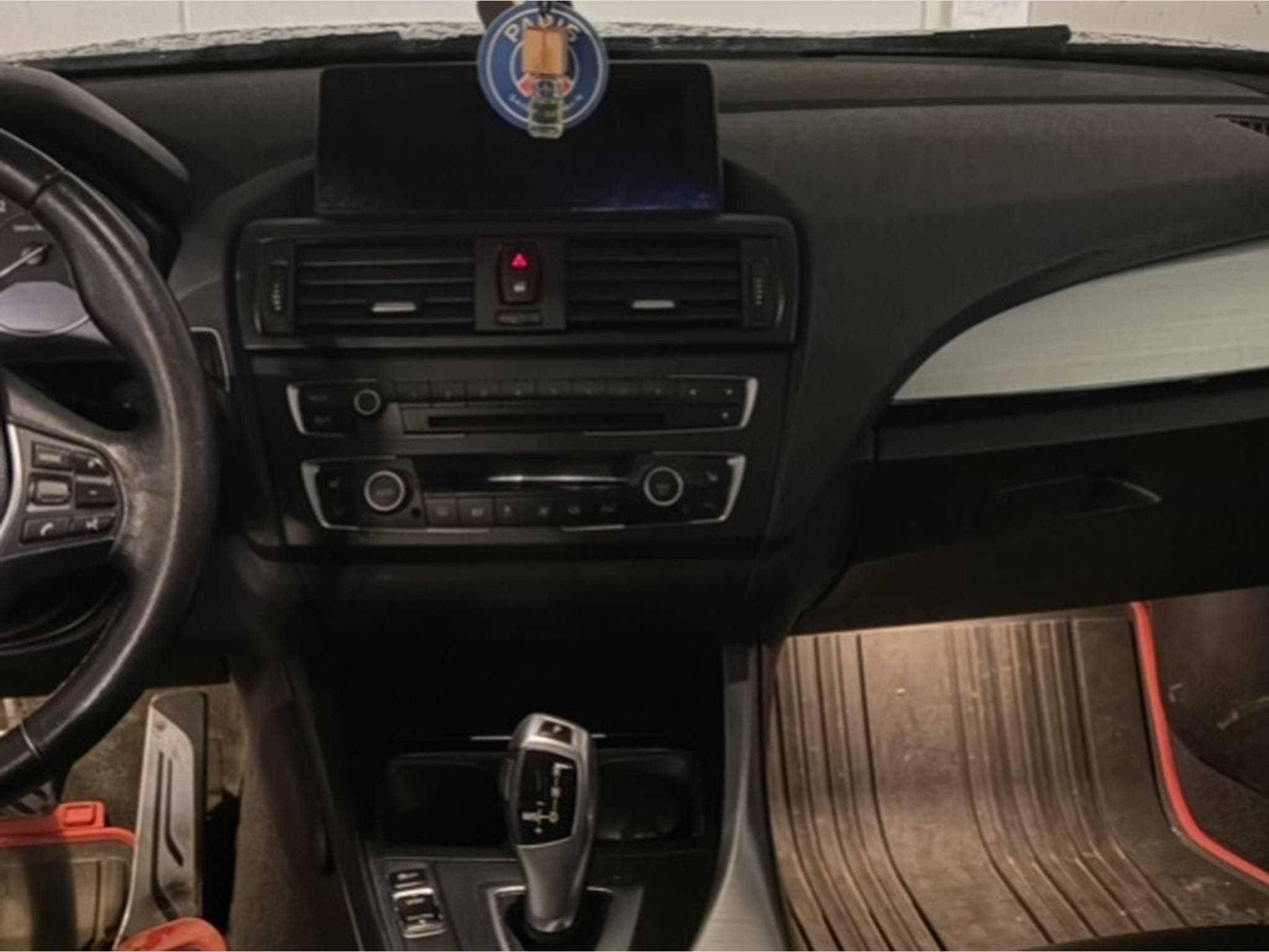 BMW 118 (2012) - Photo 2