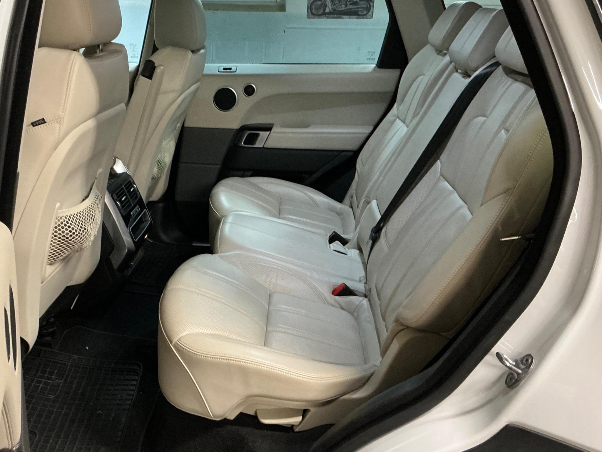 Land-Rover Range Rover Sport HSE 190 KW (2017) - Photo 3