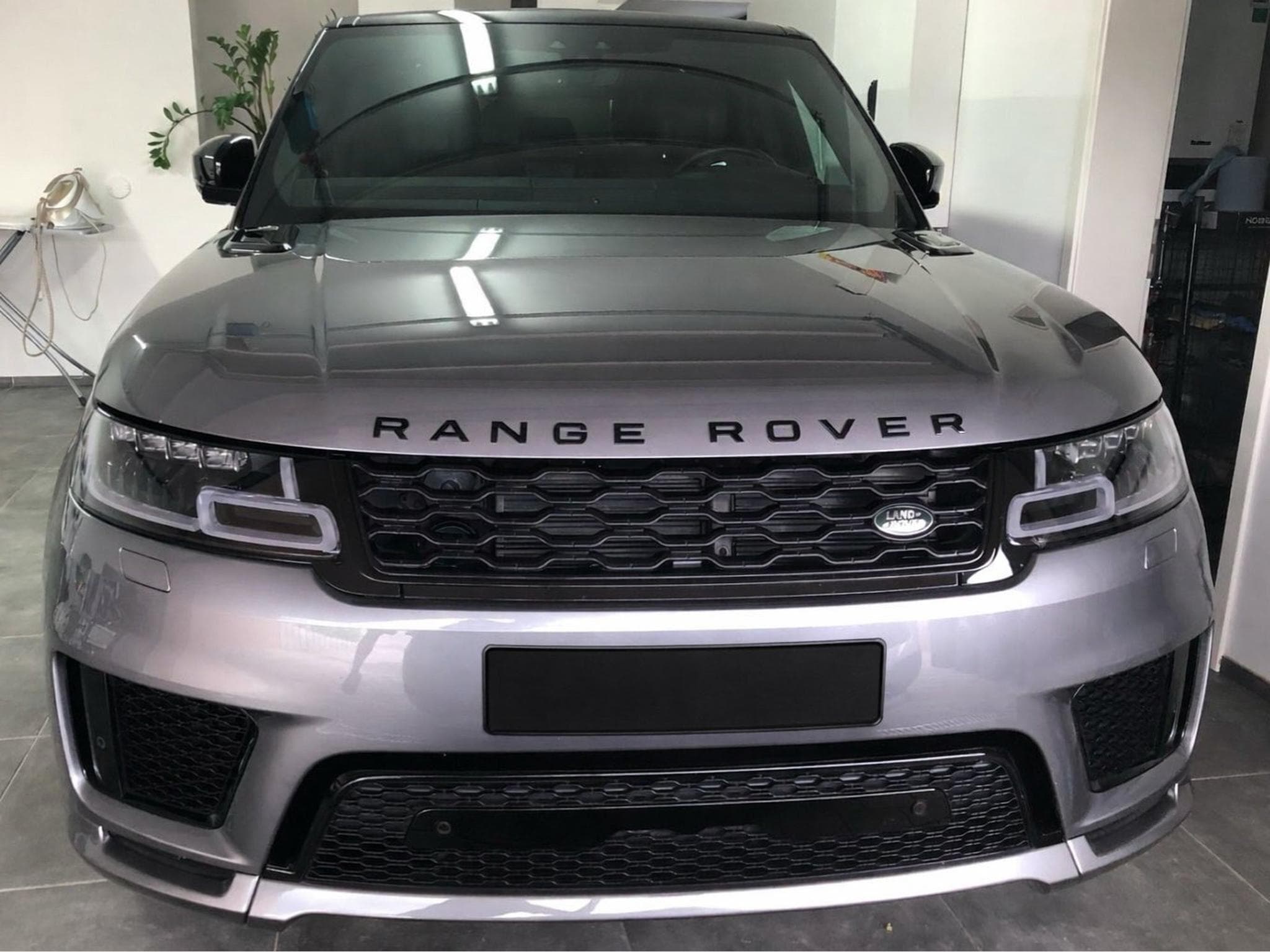 Land-Rover Range Rover Sport (2020) - Photo 2