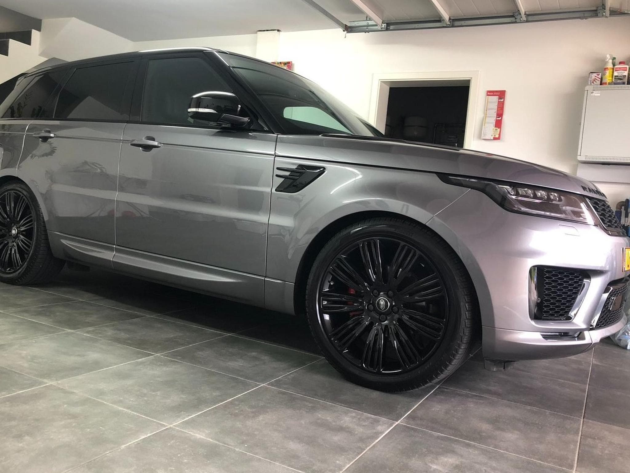 Land-Rover Range Rover Sport (2020) - Photo 3