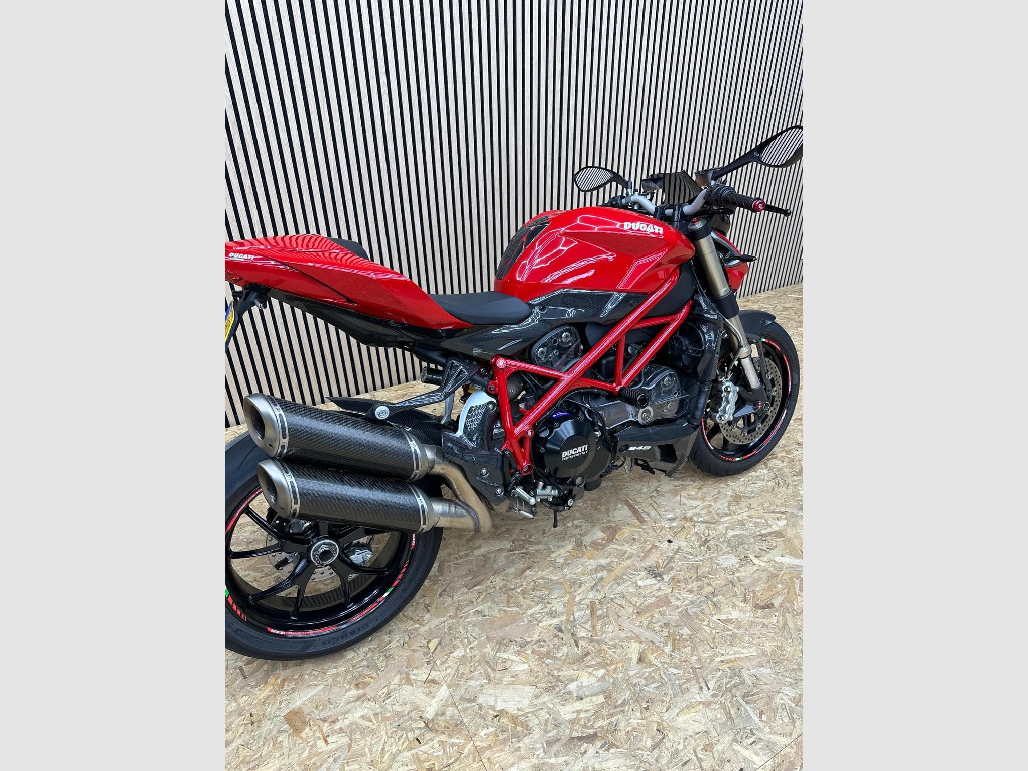 Ducati Streetfighter 848 (2015) - Foto 2