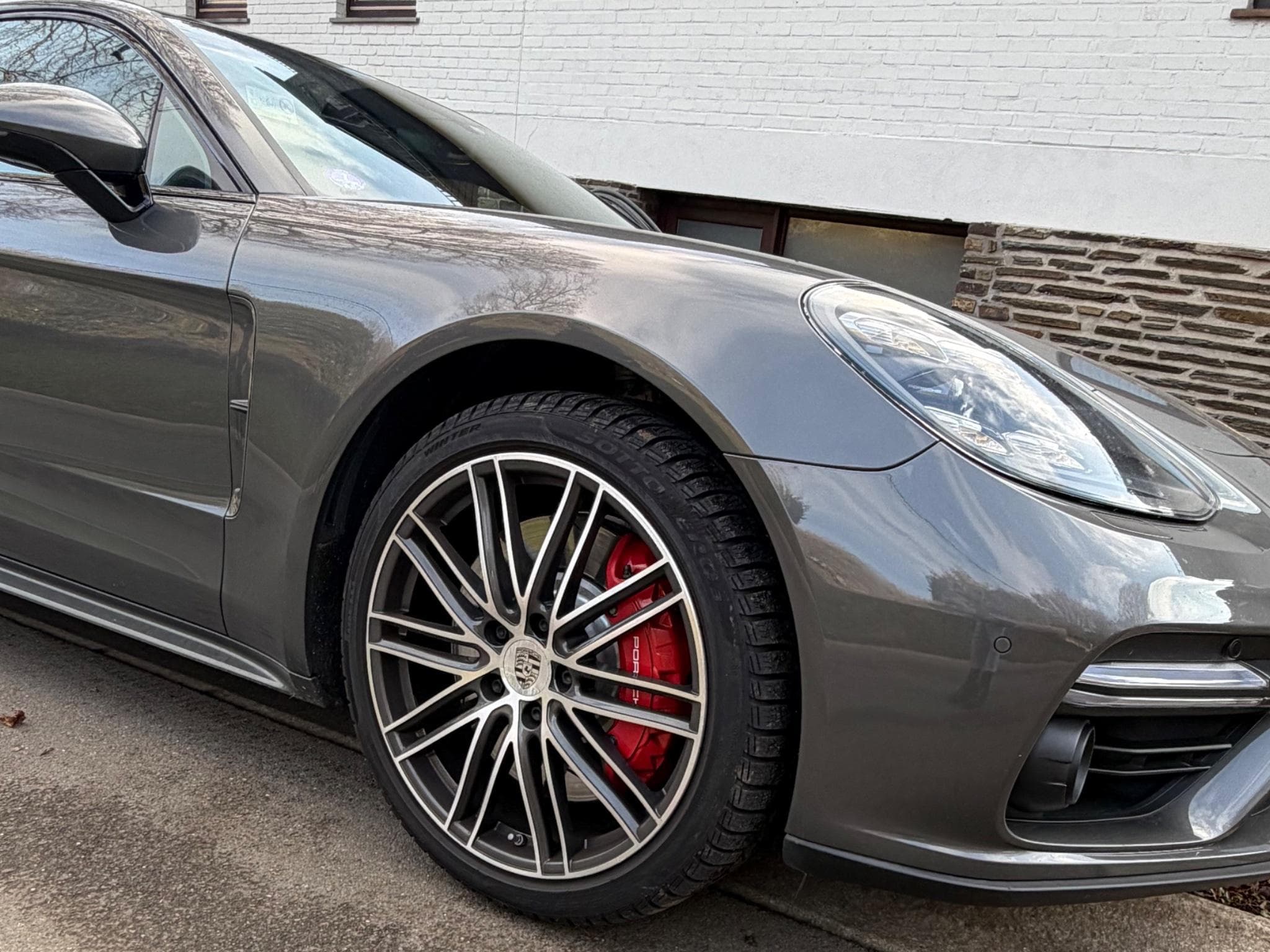 Porsche Panamera turbo sport (2017) - Photo 2