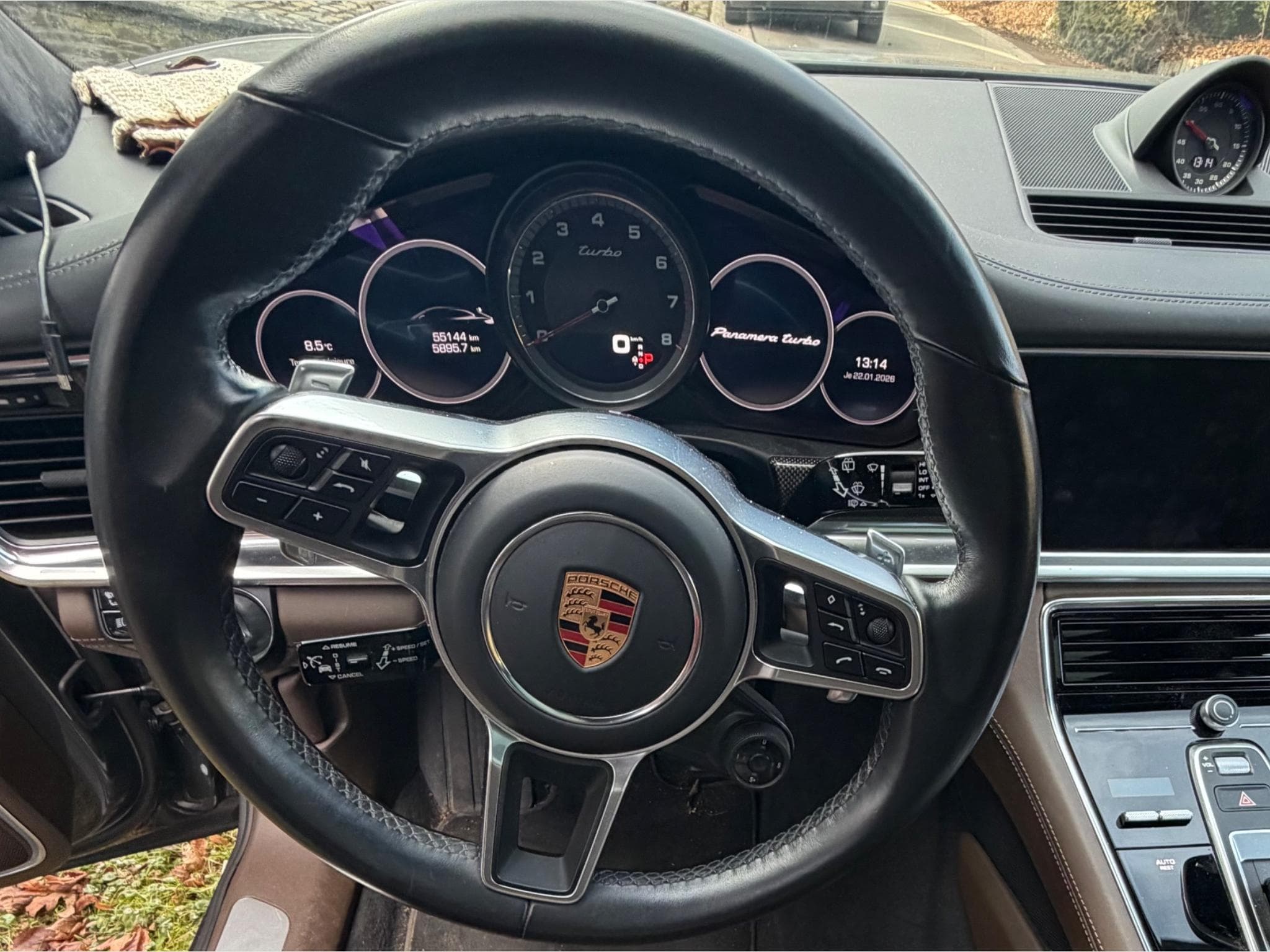 Porsche Panamera turbo sport (2017) - Photo 10