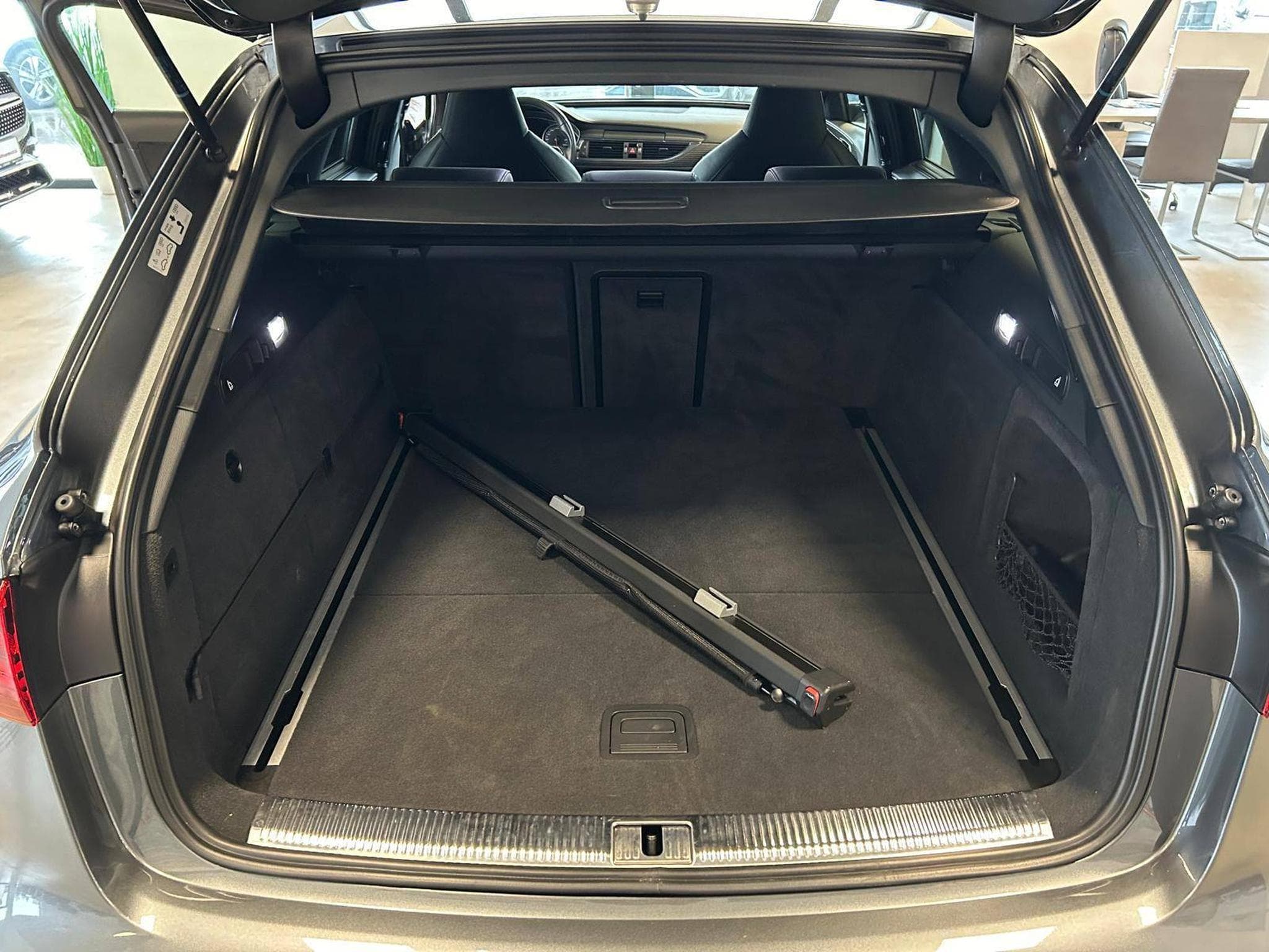 Audi A6 Avant 3.0 TDI quattro competition (2017) - Foto 14