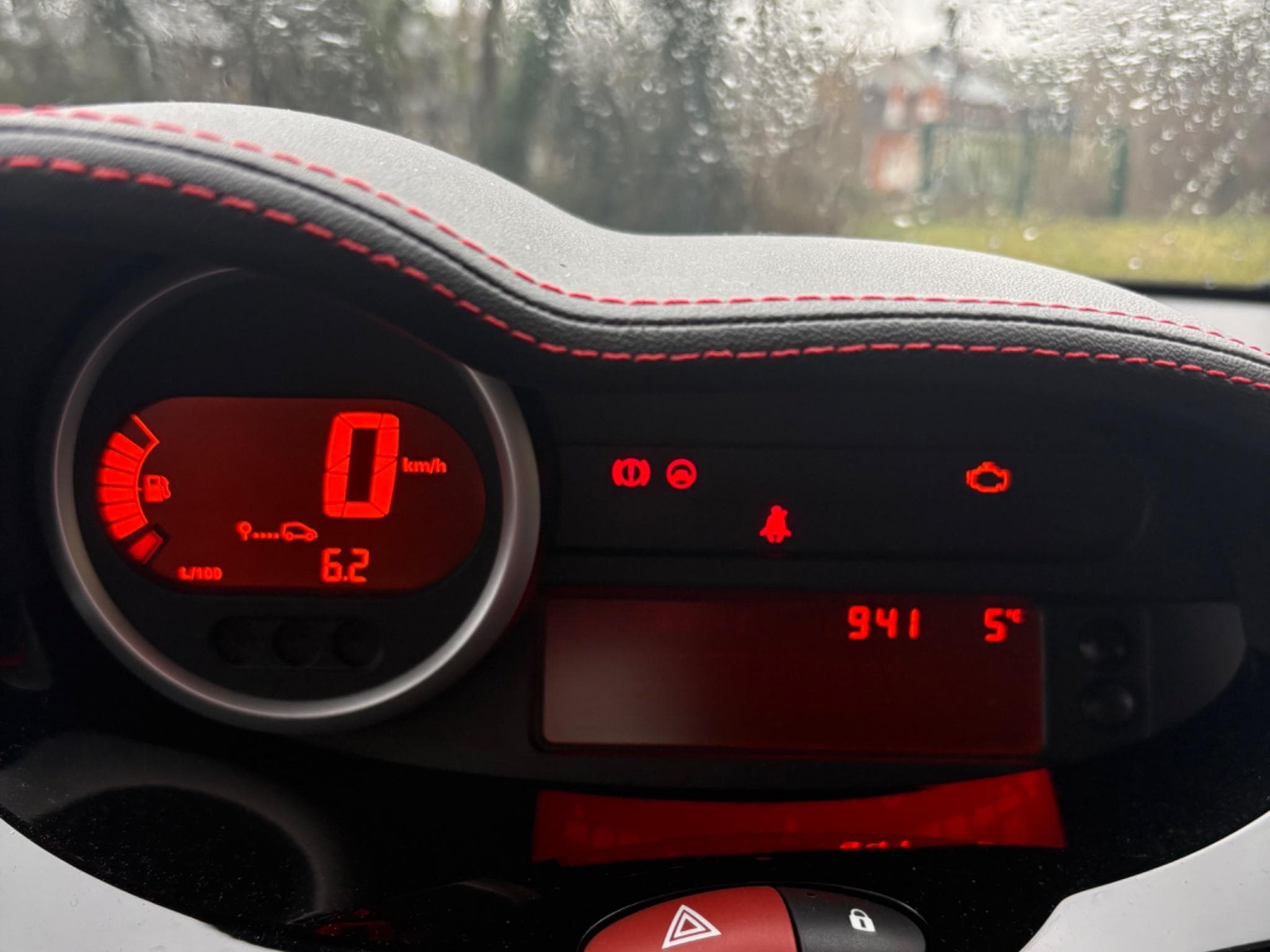 Renault Twingo 1.2 LEV 16V 75cv (2013) - Foto 1