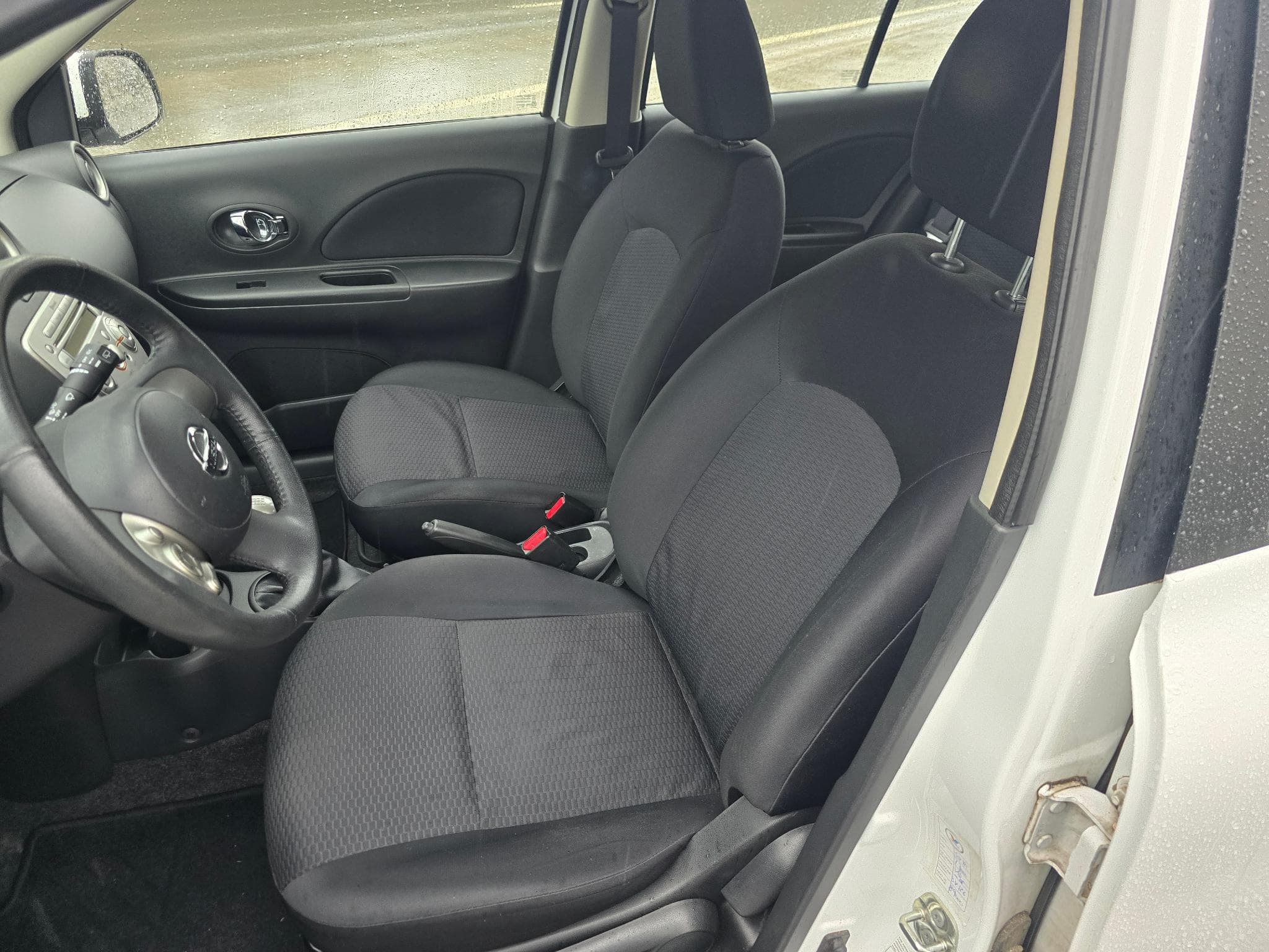 Nissan Micra (2013) - Photo 11