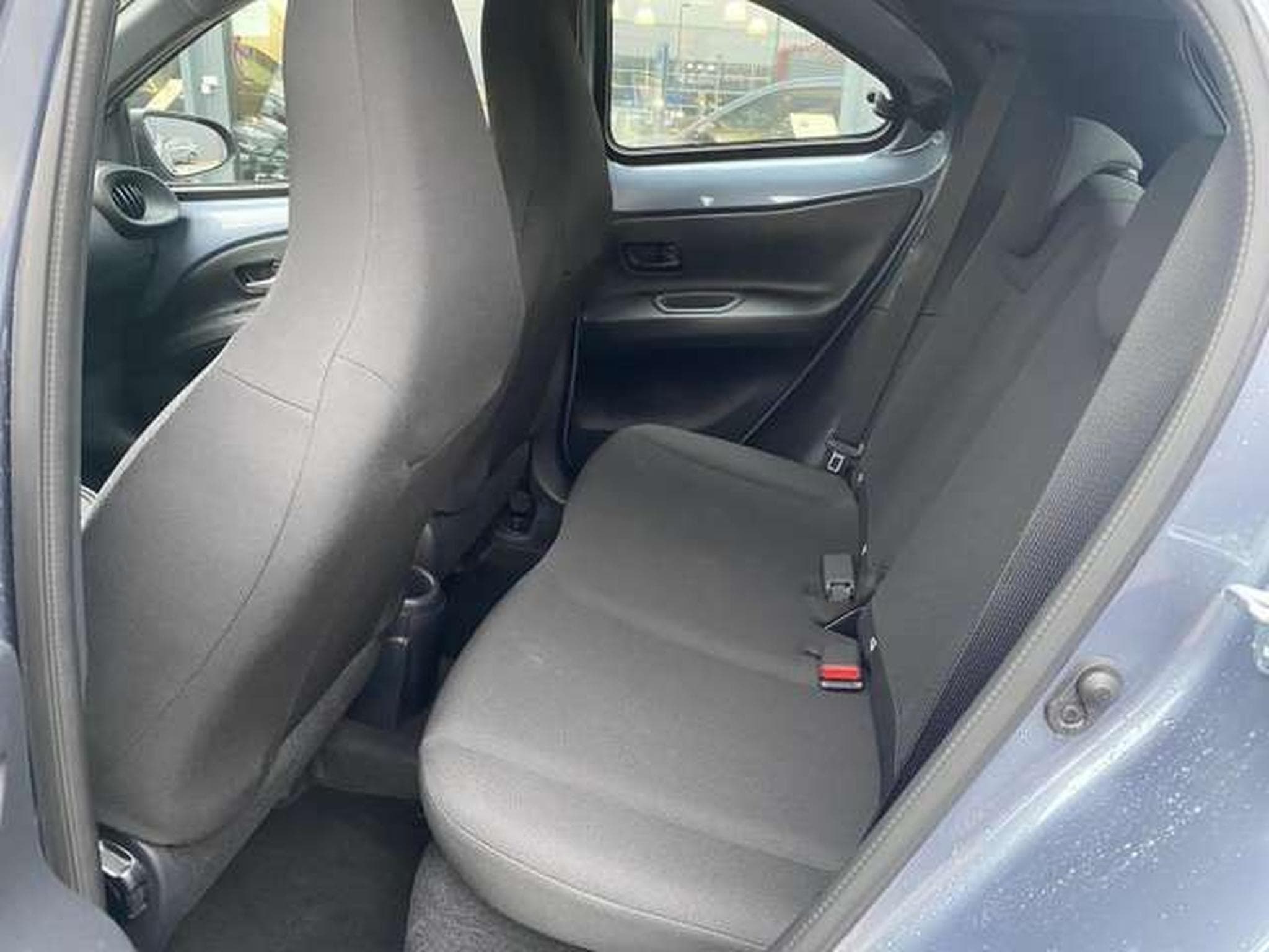 Toyota Aygo Play Comfort Pack - JUSQU'A 48 MOIS DE GARANTIE (2025) - Foto 13