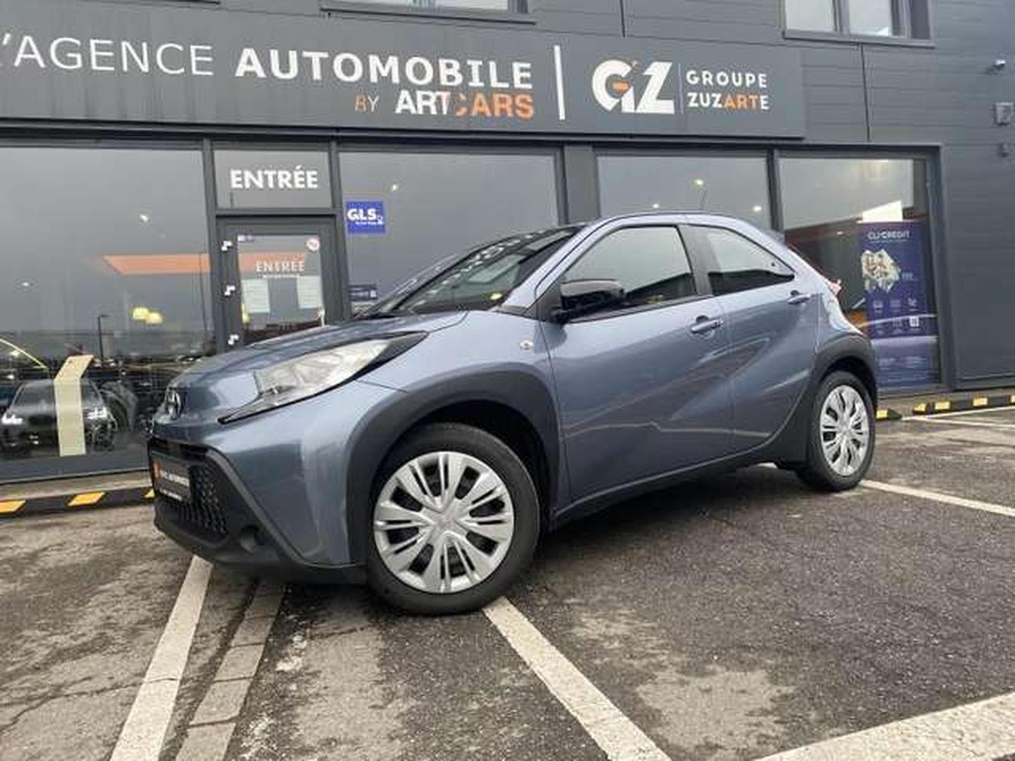 Toyota Aygo Play Comfort Pack - JUSQU'A 48 MOIS DE GARANTIE (2025) - Foto 2