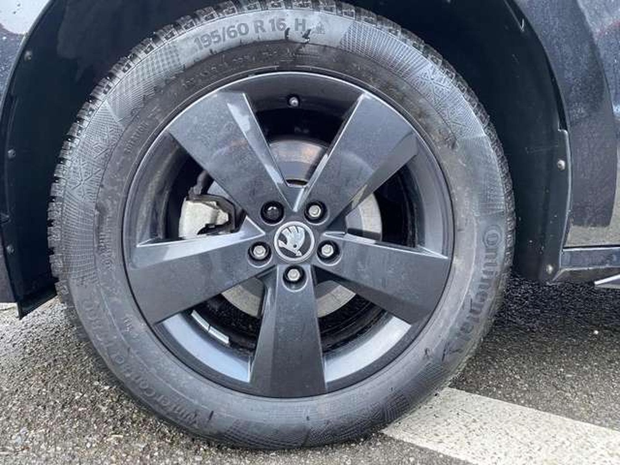 Skoda Kamiq Monte Carlo - JUSQU'A 48 MOIS DE GARANTIE (2023) - Foto 18