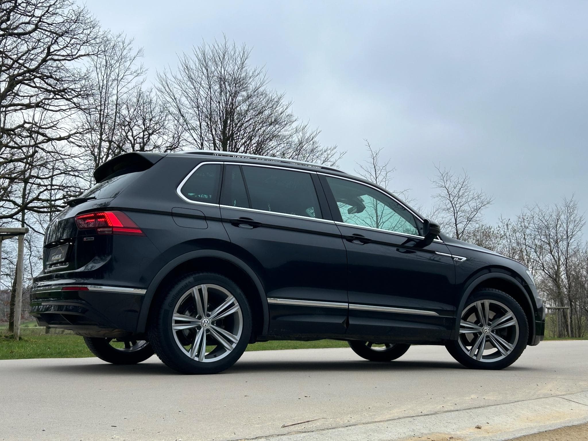 VW Tiguan 2.0 R Line DSG / 140 kw / Full options (2019) - Photo 5