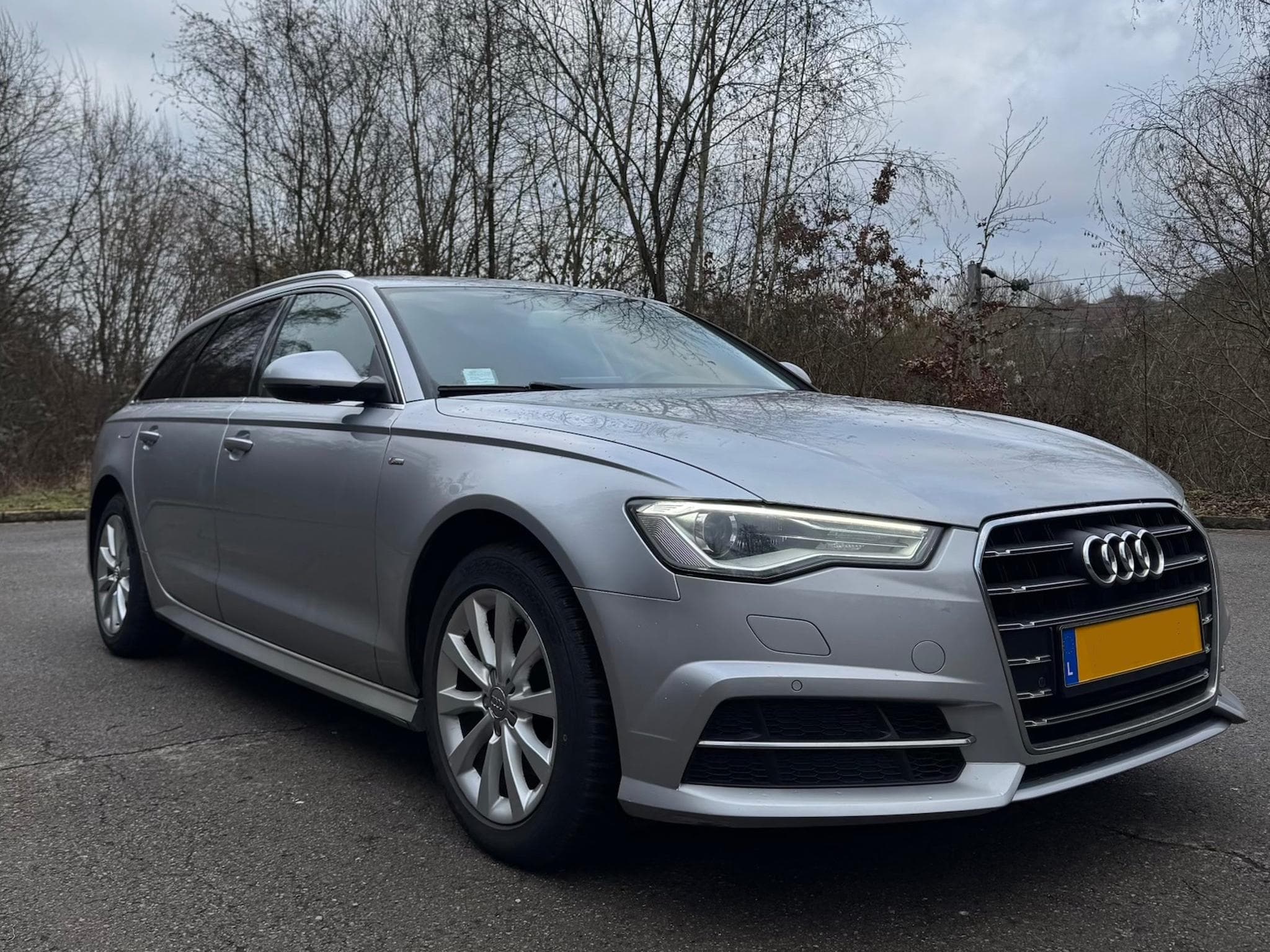 Audi A6 2.0TDI Ultra S-line (2018) - Photo 3