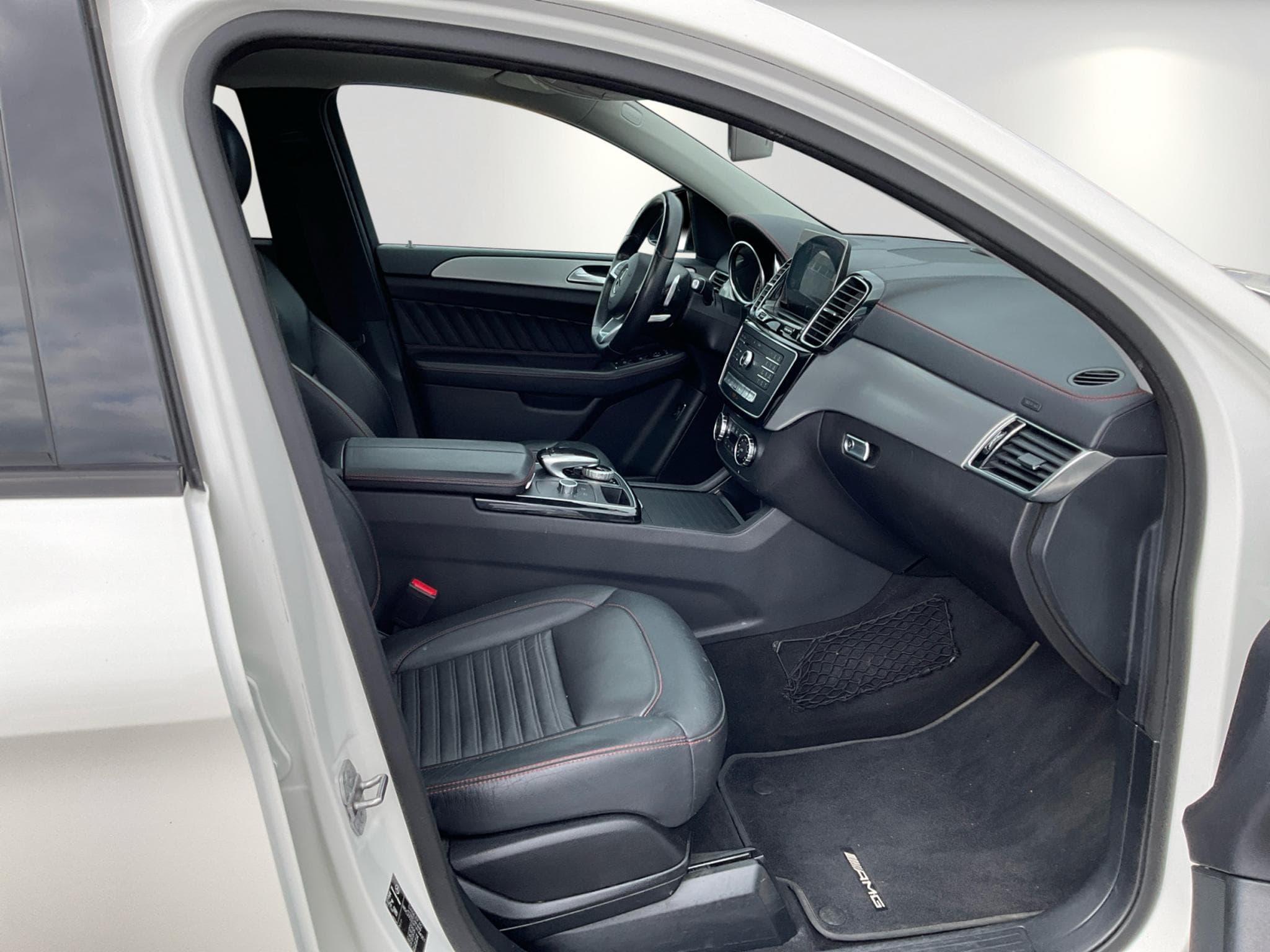 Mercedes GLE 350 Coupe AMG 4Matic Diamant Weiß 1 Hand (2019) - Foto 15