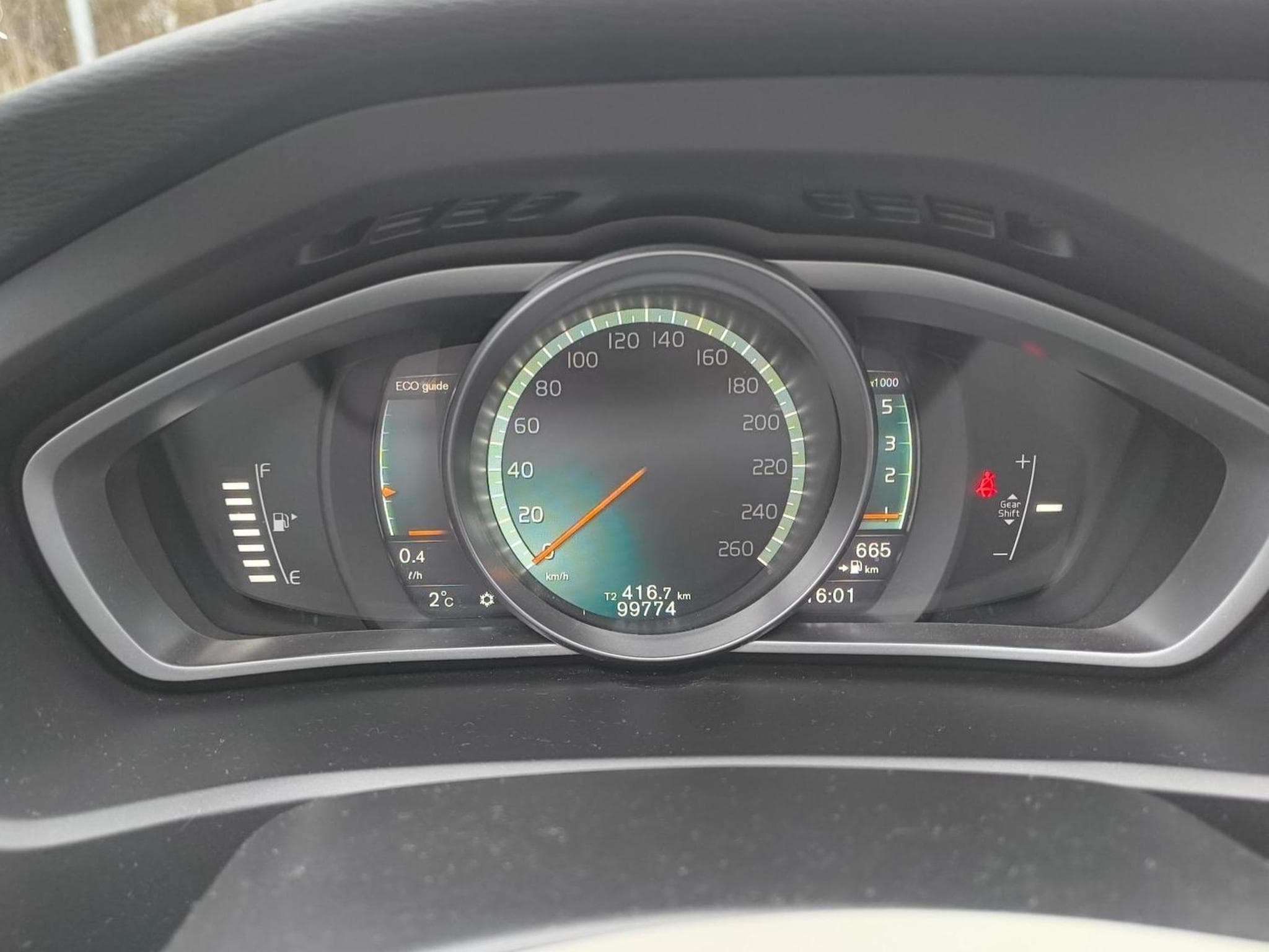 Volvo V40 D2 (2017) - Photo 11