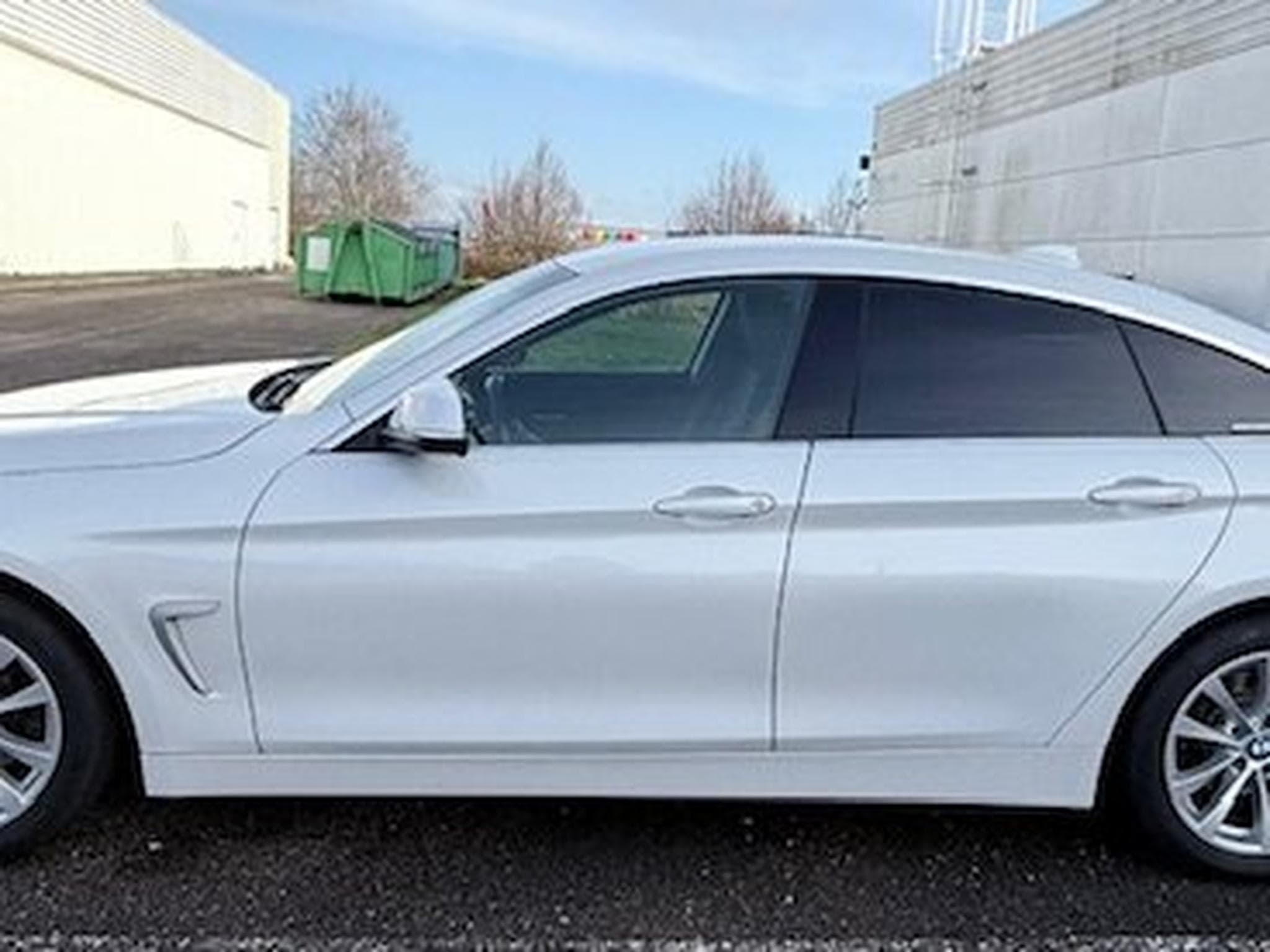 BMW 418 Business Design (2019) - Foto 2