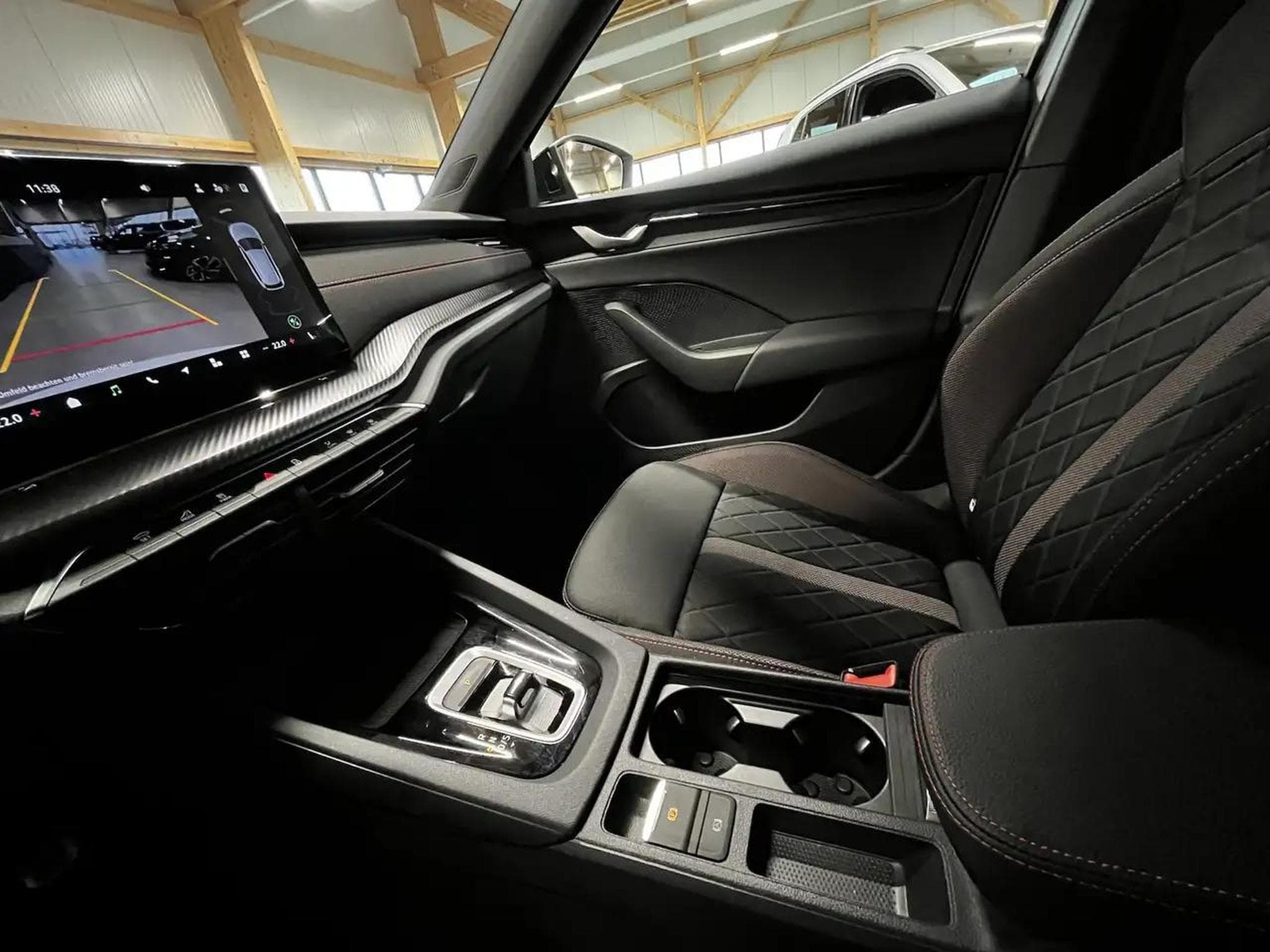 Skoda Octavia (2025) - Foto 18