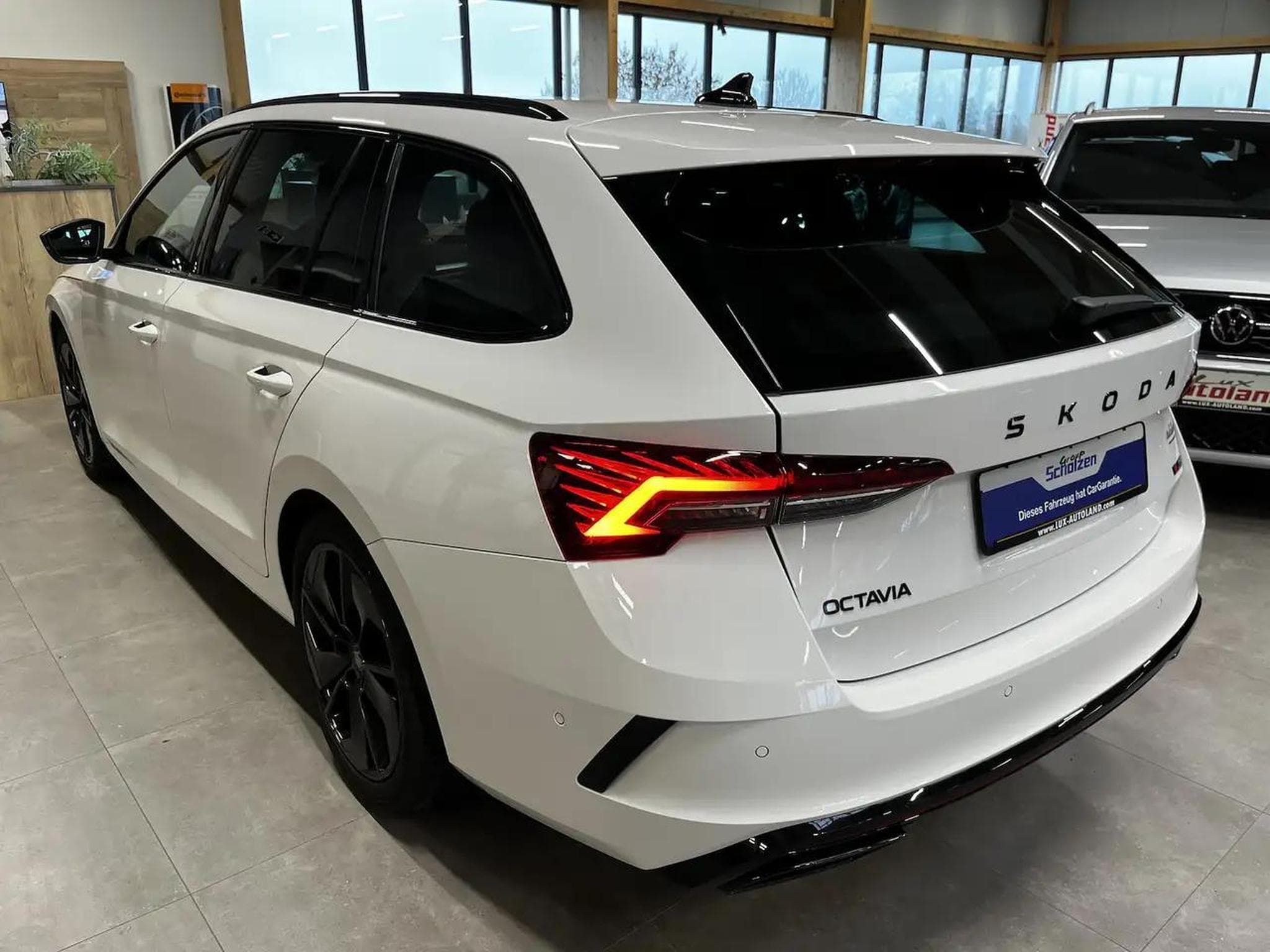 Skoda Octavia (2025) - Foto 24