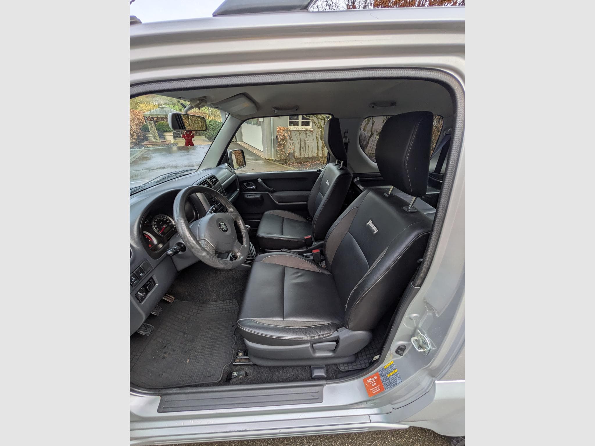 Suzuki Jimny 1.3 (2014) - Photo 7