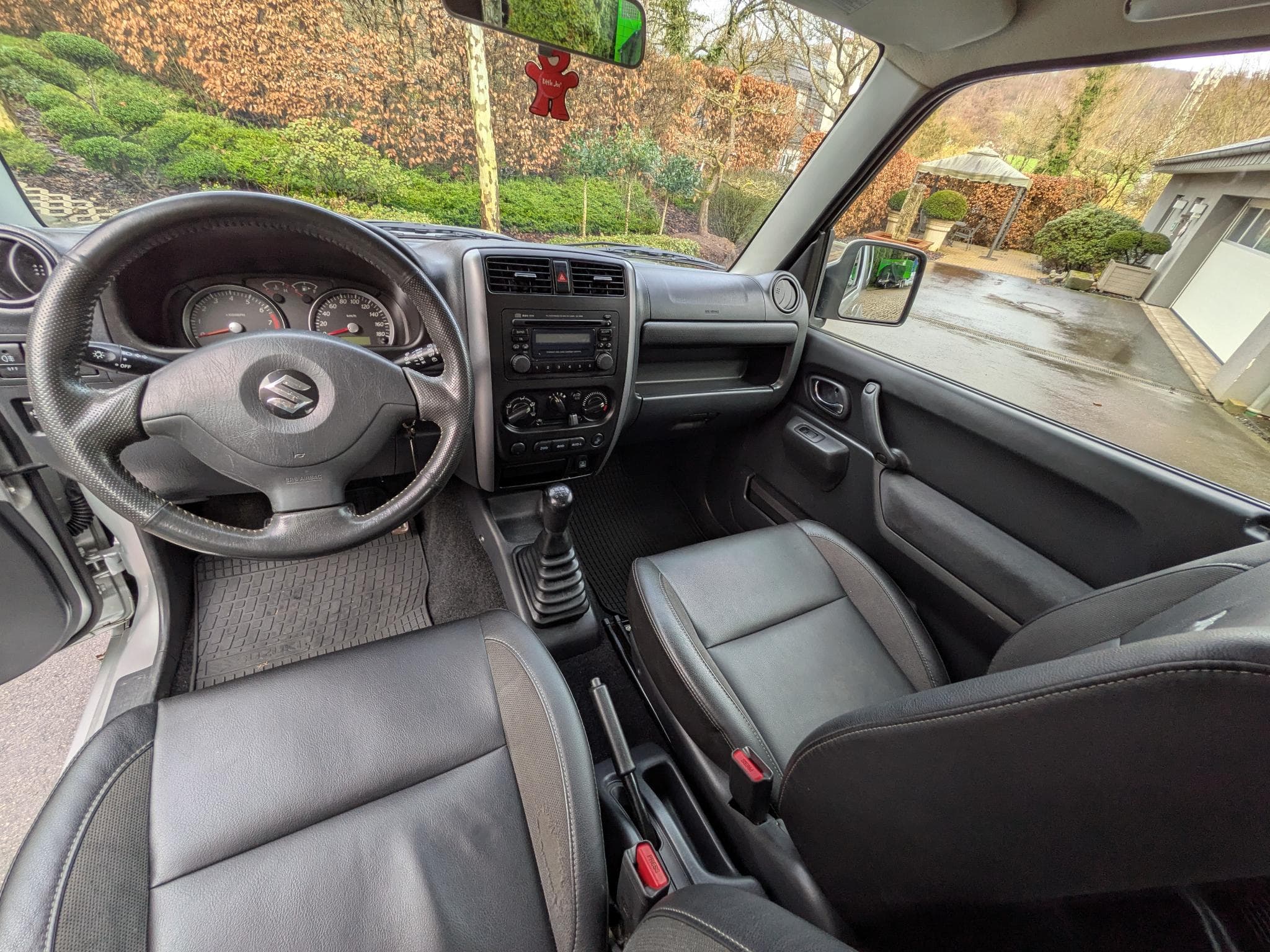 Suzuki Jimny 1.3 (2014) - Photo 8