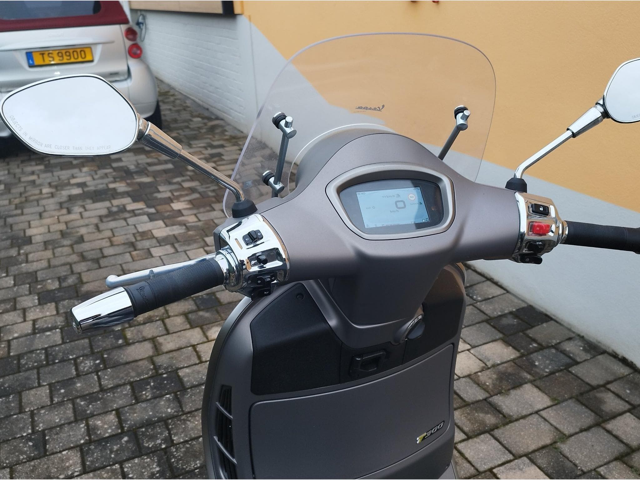 Vespa GTS GTS supertech 300 (2023) - Photo 5