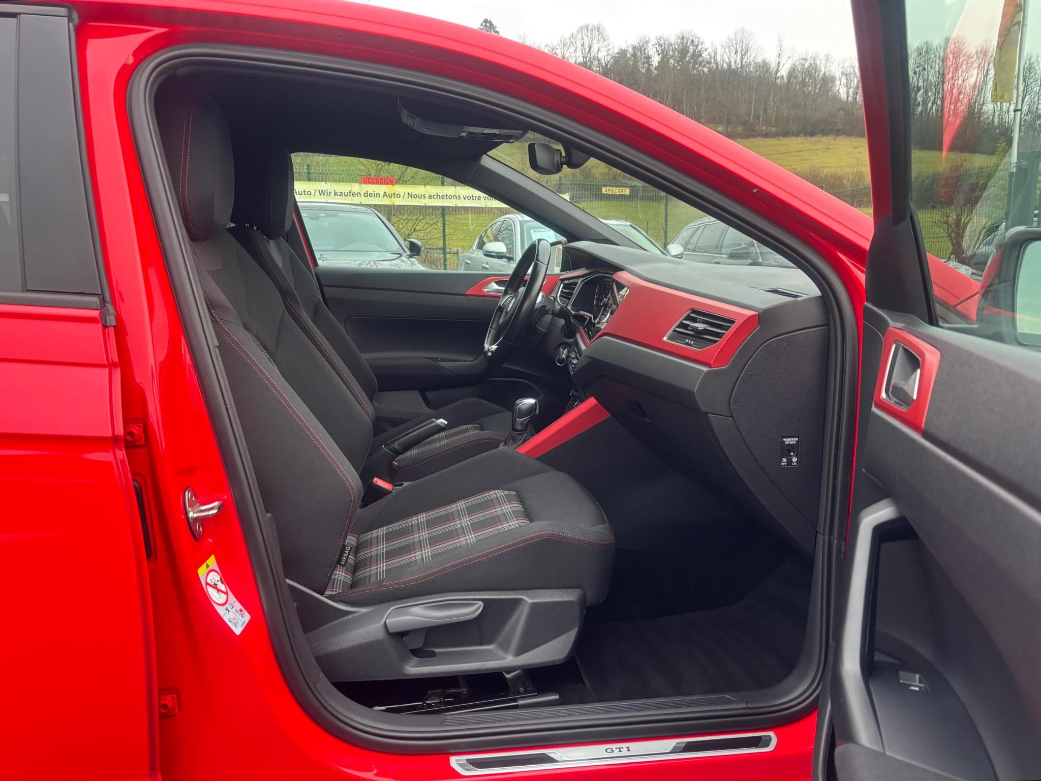 VW Polo GTI 2.0 TSI 200ch DSG (2020) - Photo 9