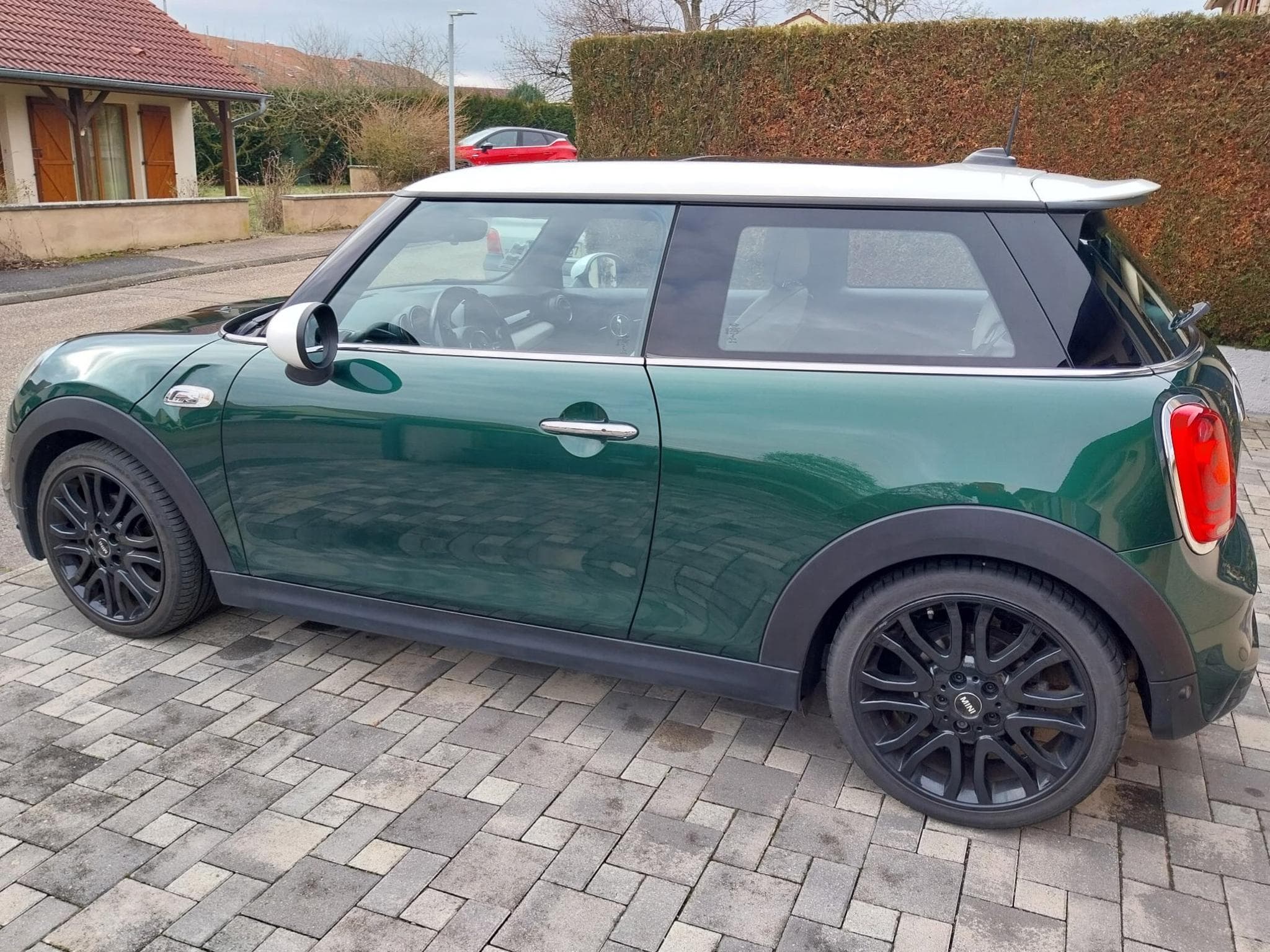 Mini Cooper s (2016) - Photo 2