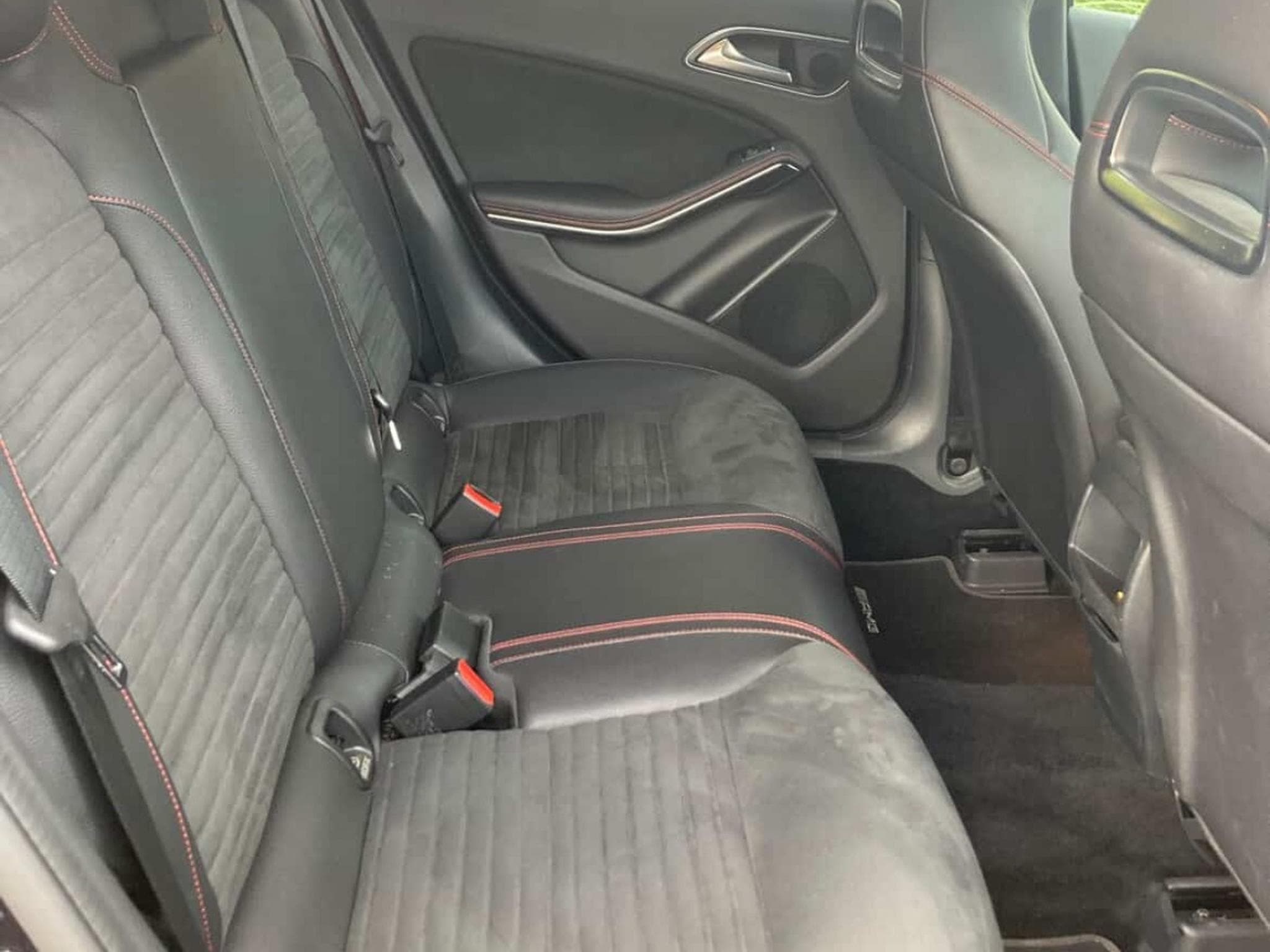 Mercedes A 200 Amg Line (2016) - Photo 2