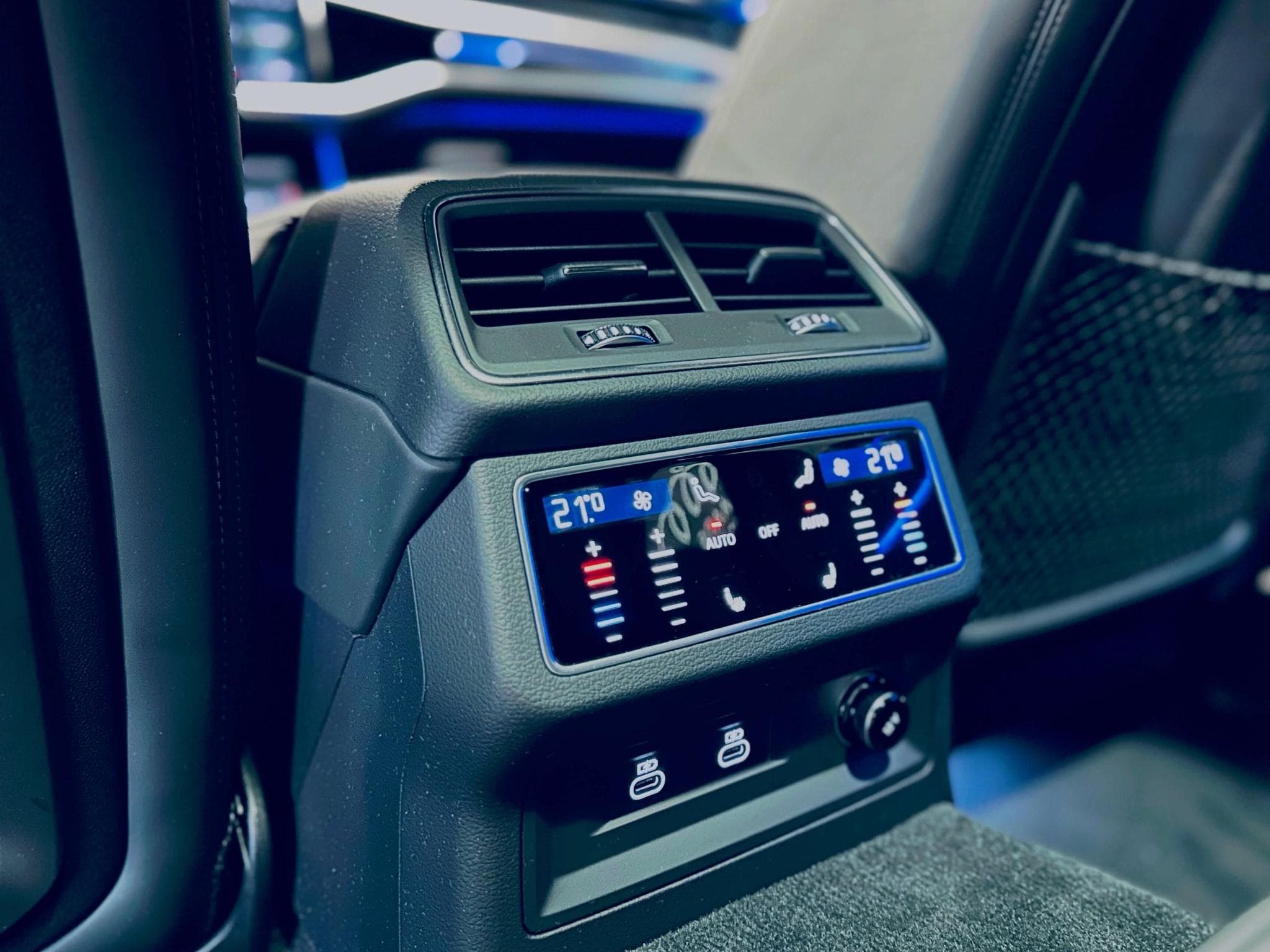 Audi RS6 RS6 AVANT PERFORMANCE QUATTRO TIPTRONIC (2025) - Photo 13