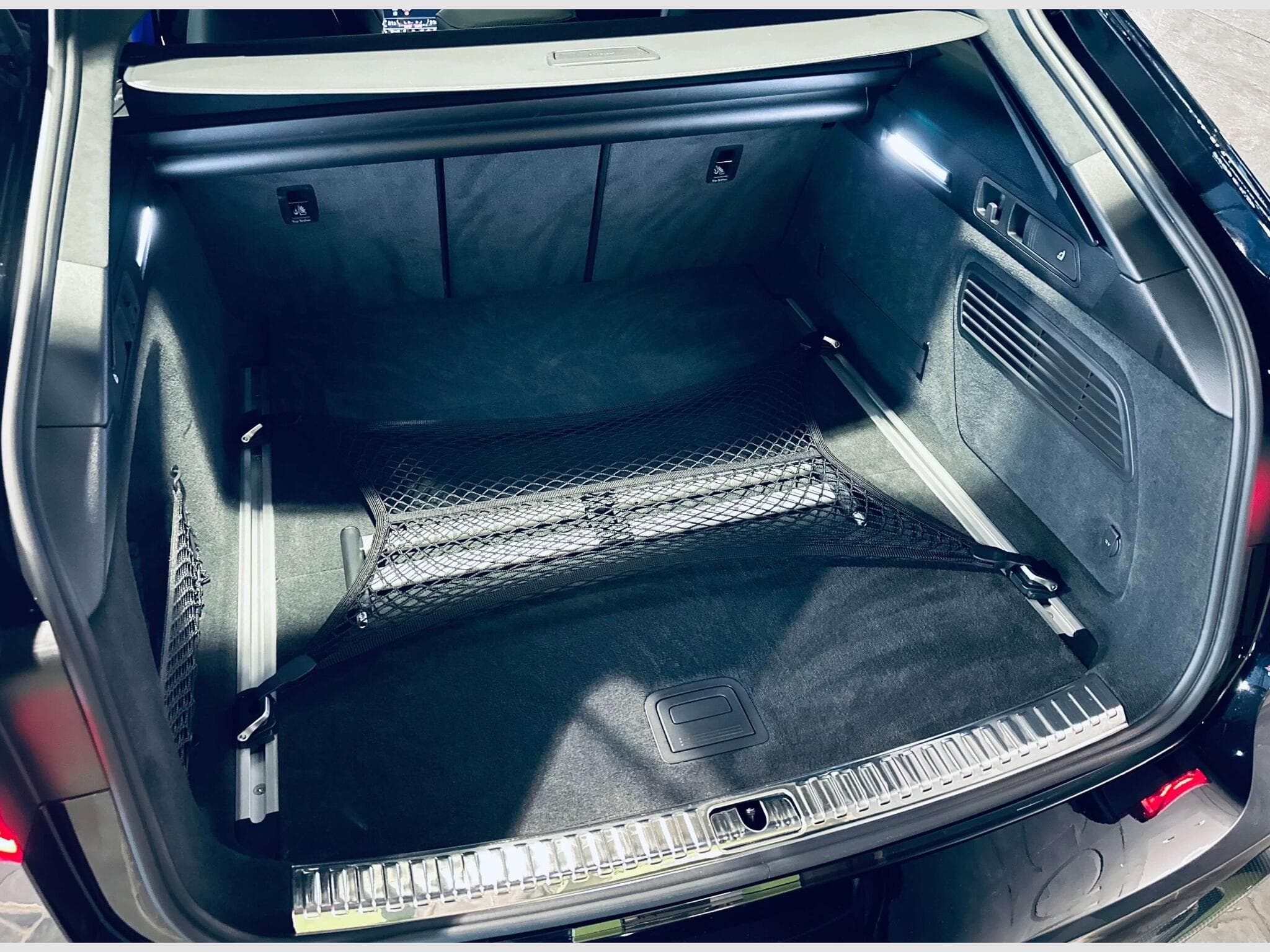 Audi RS6 RS6 AVANT PERFORMANCE QUATTRO TIPTRONIC (2025) - Photo 14