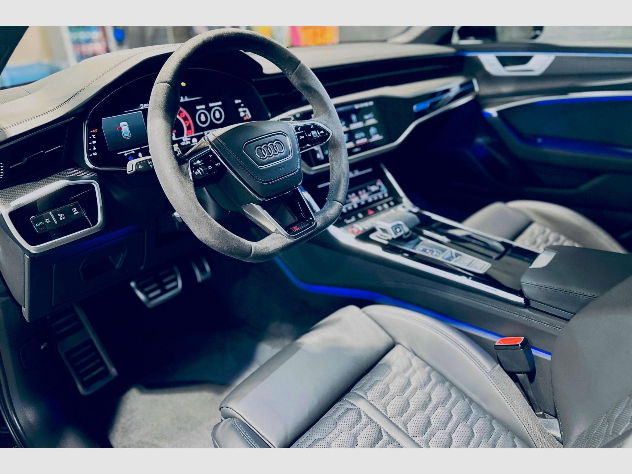 Audi RS6 RS6 AVANT PERFORMANCE QUATTRO TIPTRONIC (2025) - Photo 6