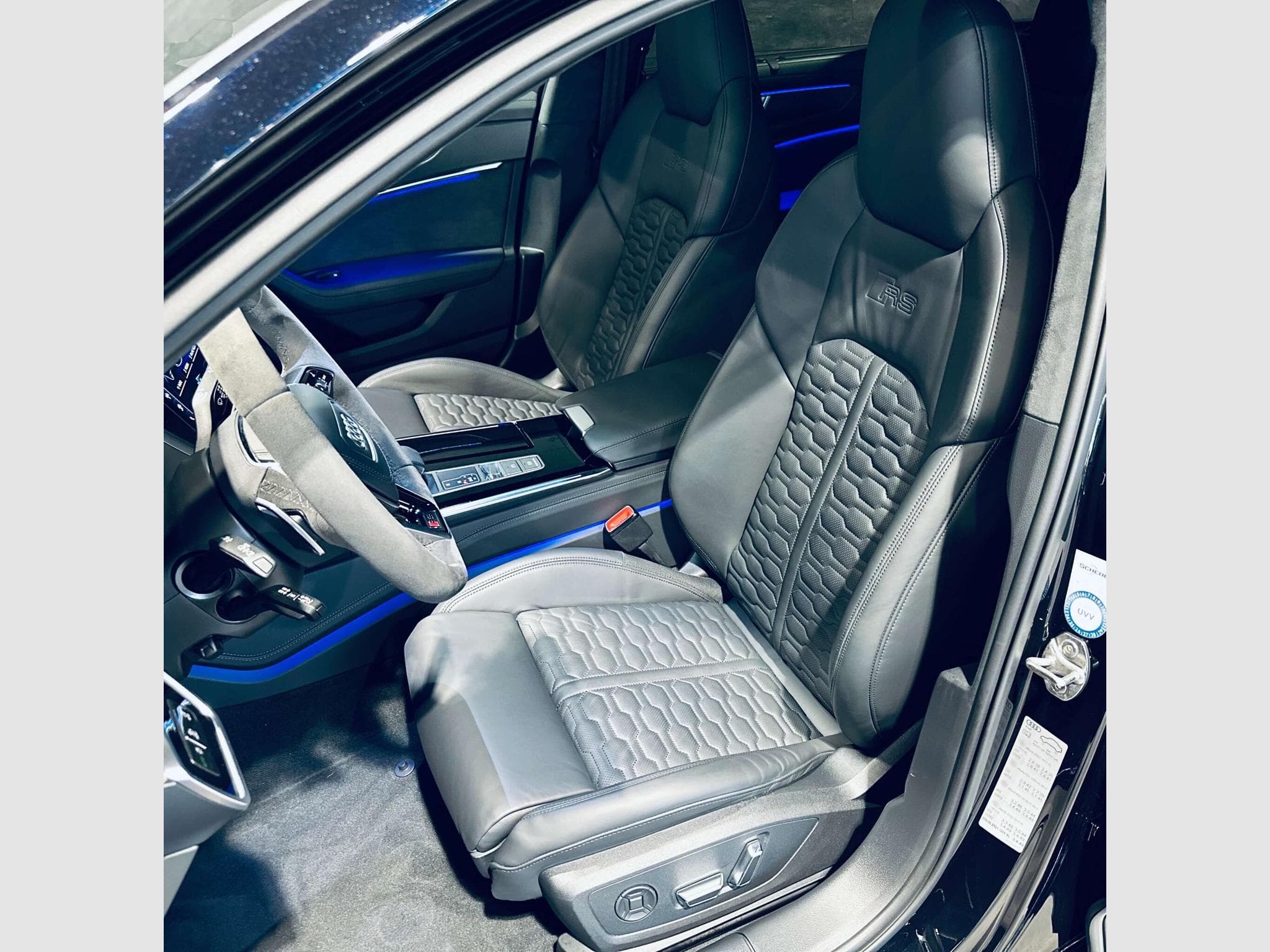 Audi RS6 RS6 AVANT PERFORMANCE QUATTRO TIPTRONIC (2025) - Photo 5