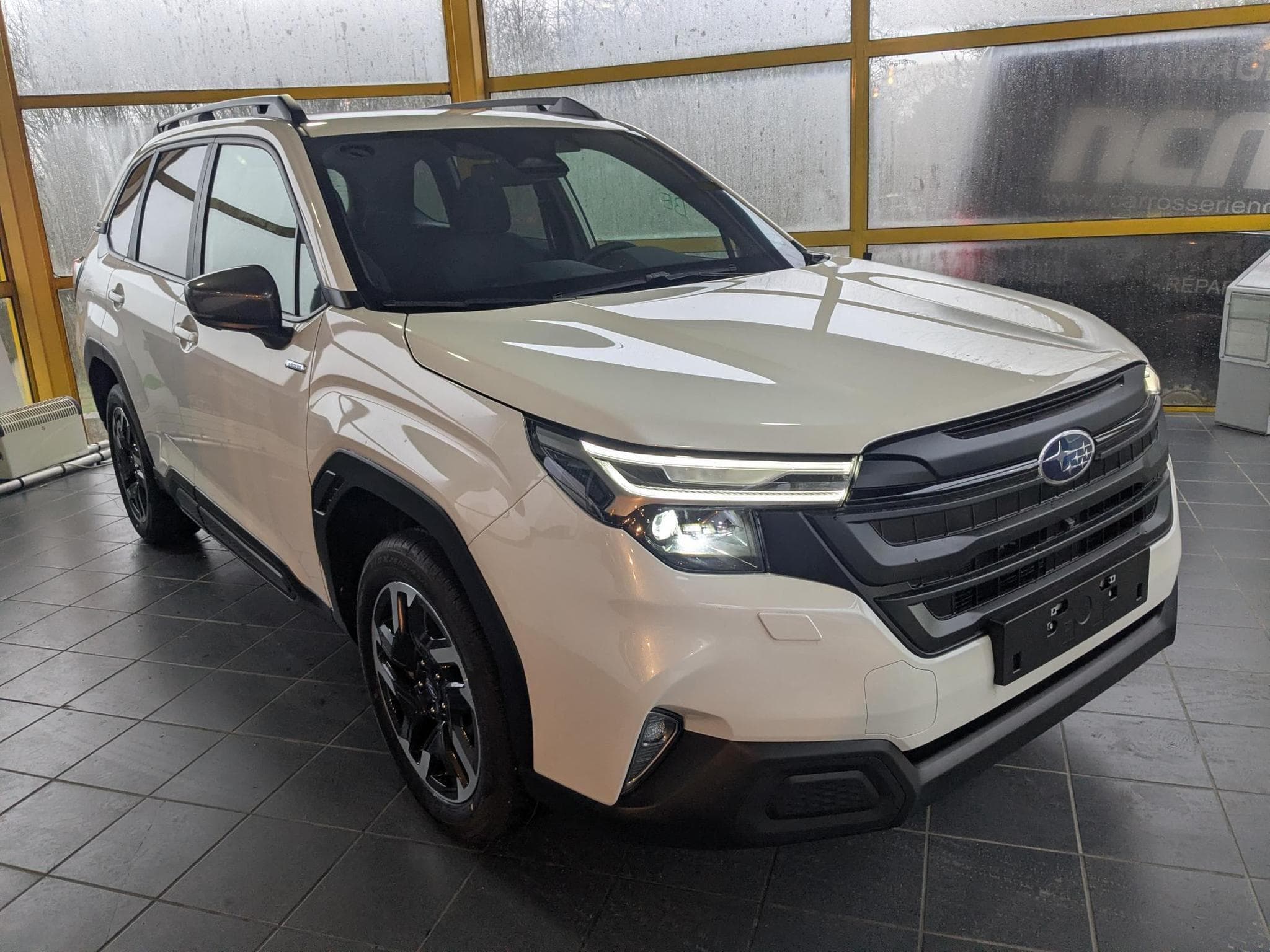 Subaru Forester Forester Luxury 8 J. GARANTIE! NAVI/GPS! (2026) - Photo 1