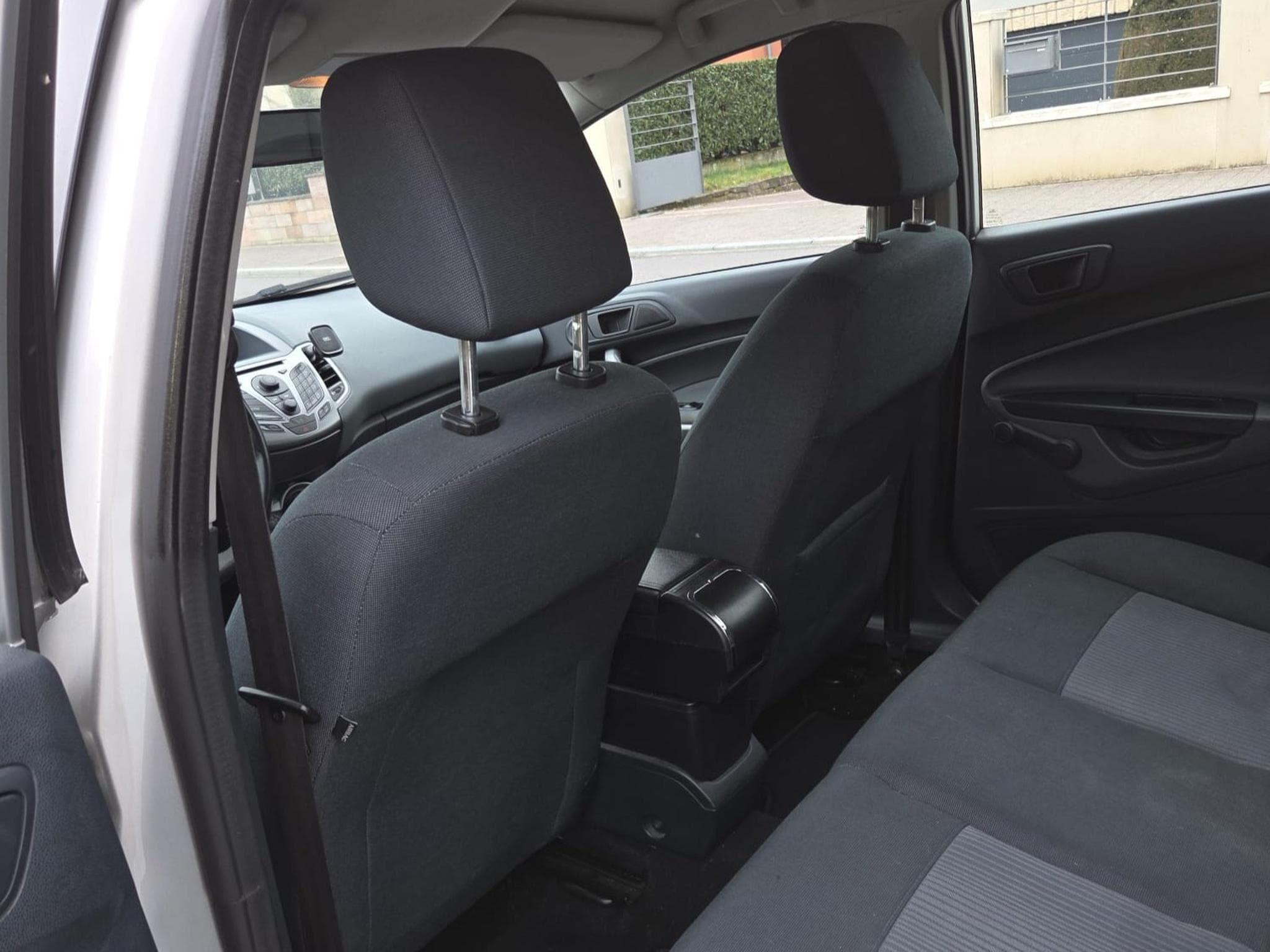 Ford Fiesta (2010) - Photo 5