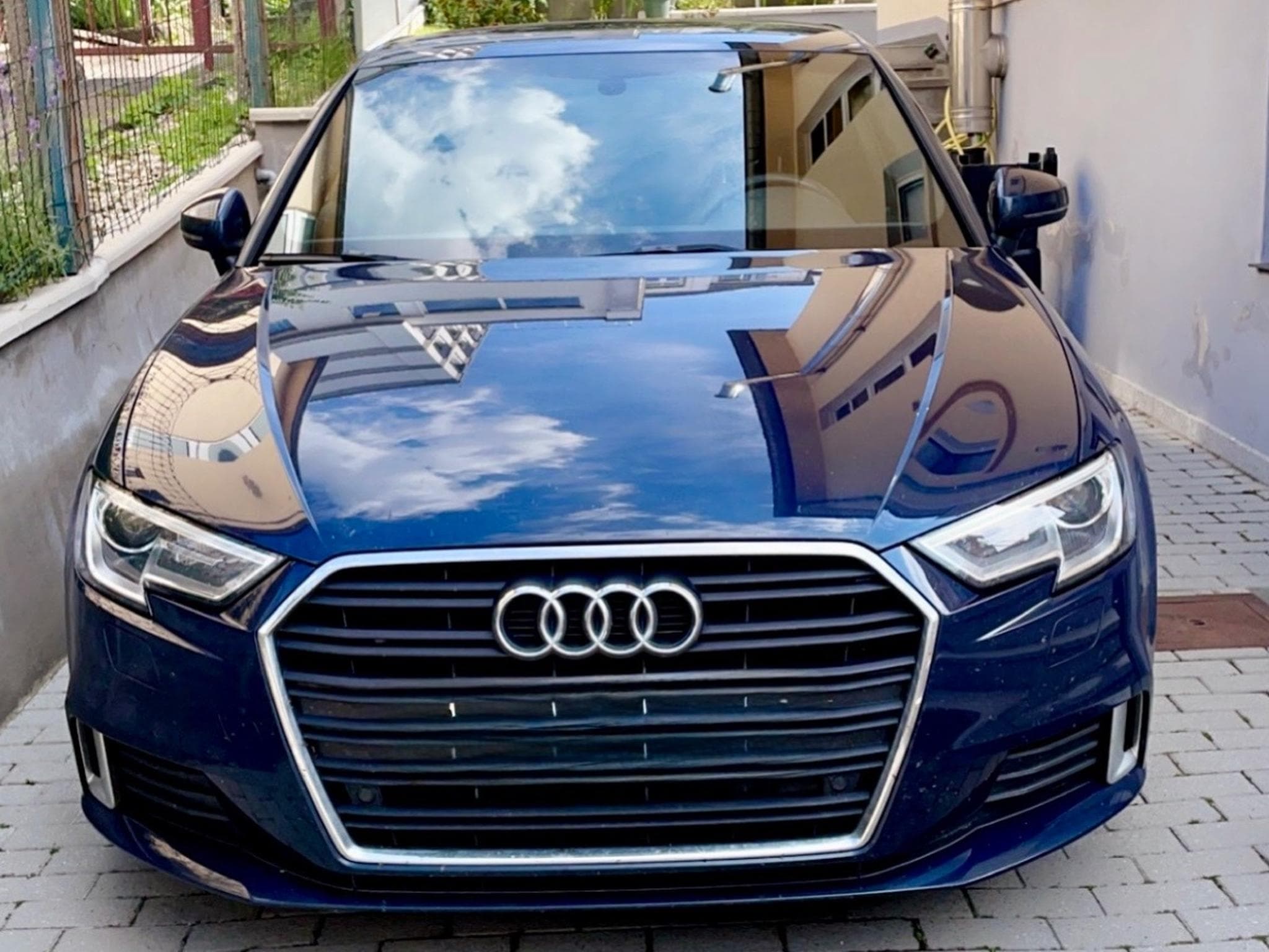 Audi A3 40tfsi 2.0 (2019) - Photo 1