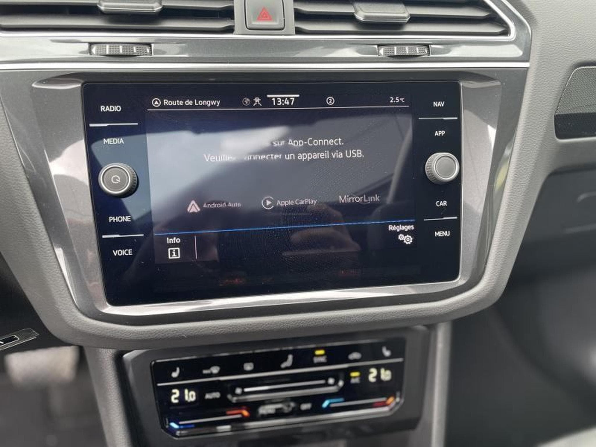 VW Tiguan Elegance 2.0 Tdi 150 DSG Toit Ouvrant (2023) - Photo 11