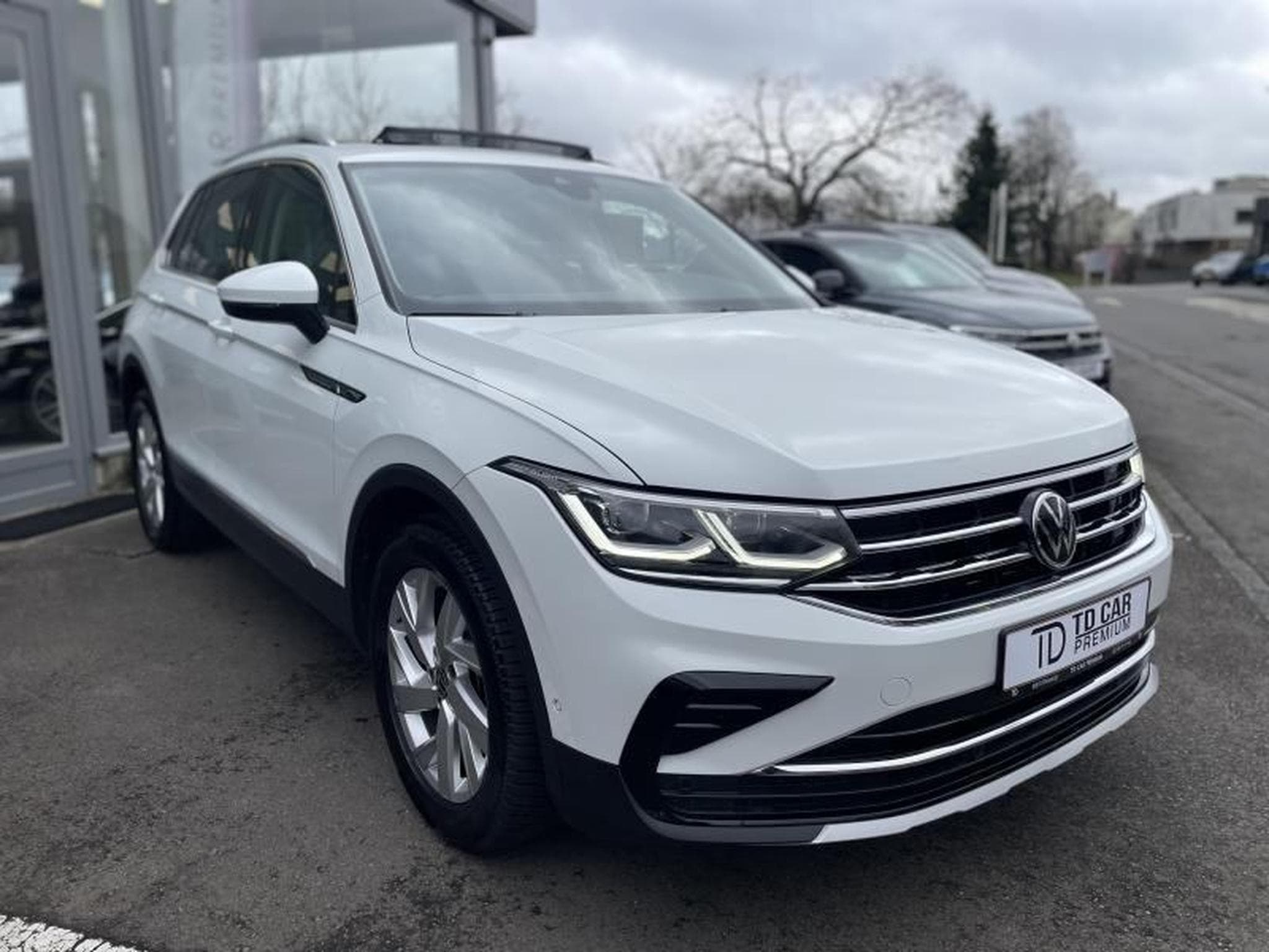 VW Tiguan Elegance 2.0 Tdi 150 DSG Toit Ouvrant (2023) - Photo 3
